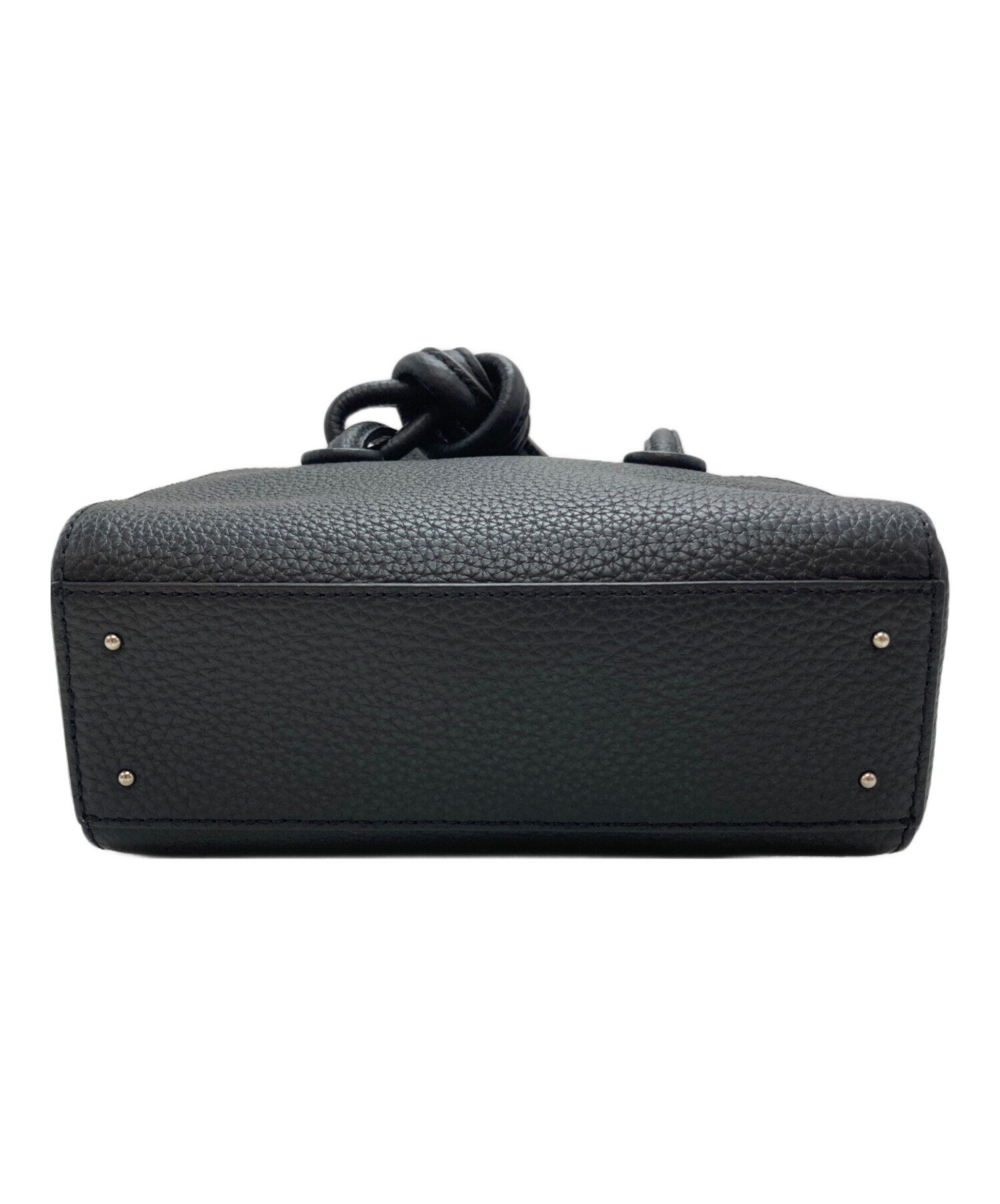 新品未使用　Vasic Apero Mini Mini ハンドバッグ　ブラック APERO MINI - CROCODILE – VASIC ヴァジック日本公式サイト