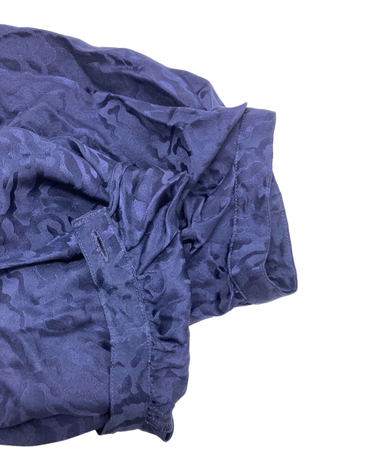 中古・古着通販】BALENCIAGA SILK (バレンシアガ シルク) シルク 中古・古着通販】BALENCIAGA SILK (バレンシアガ シルク) シルク