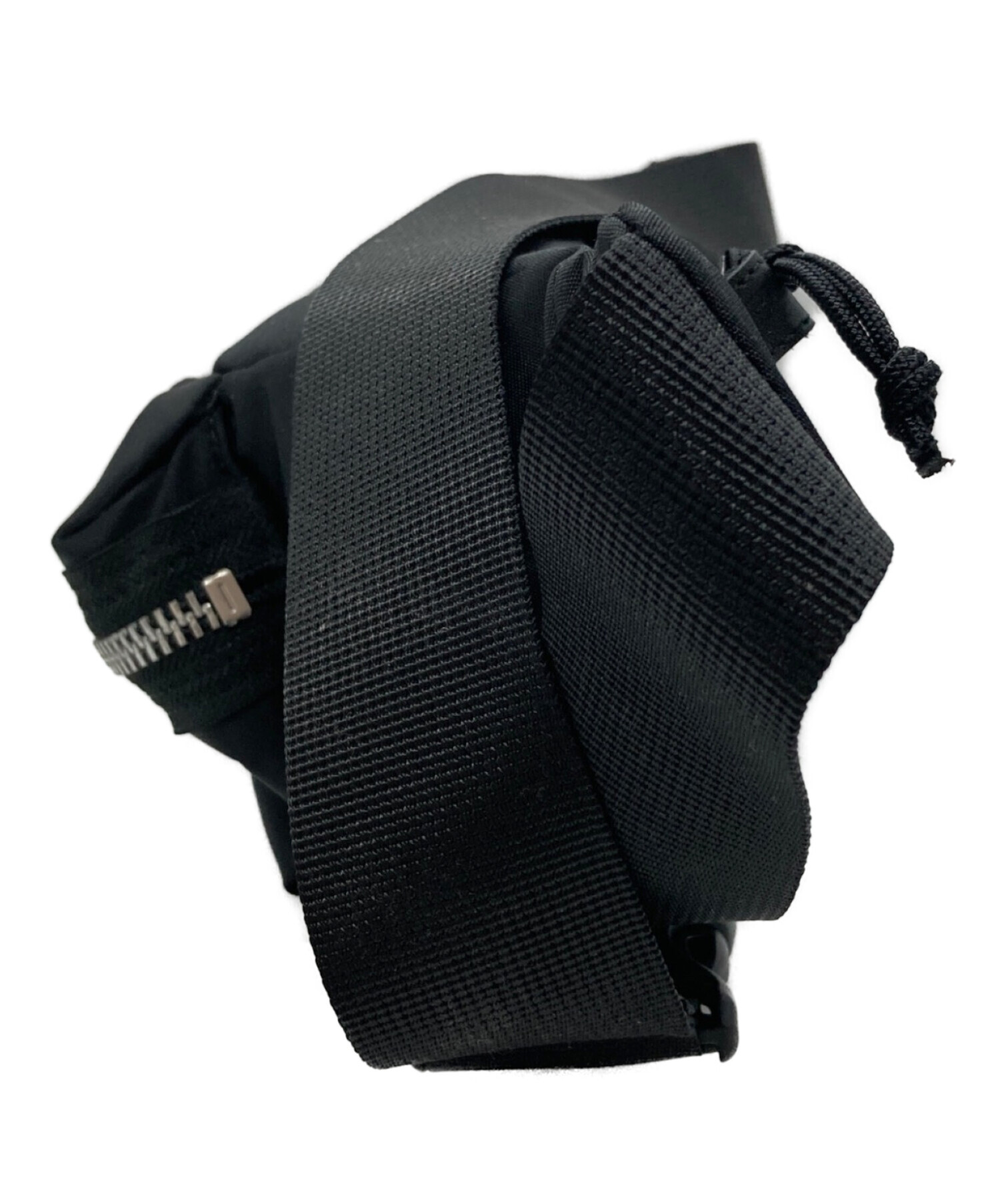値下げ！sacai ボディバッグ Pocket Bum Bag 中古・古着通販】sacai (サカイ) Pocket Bum Bag ブラック サイズ