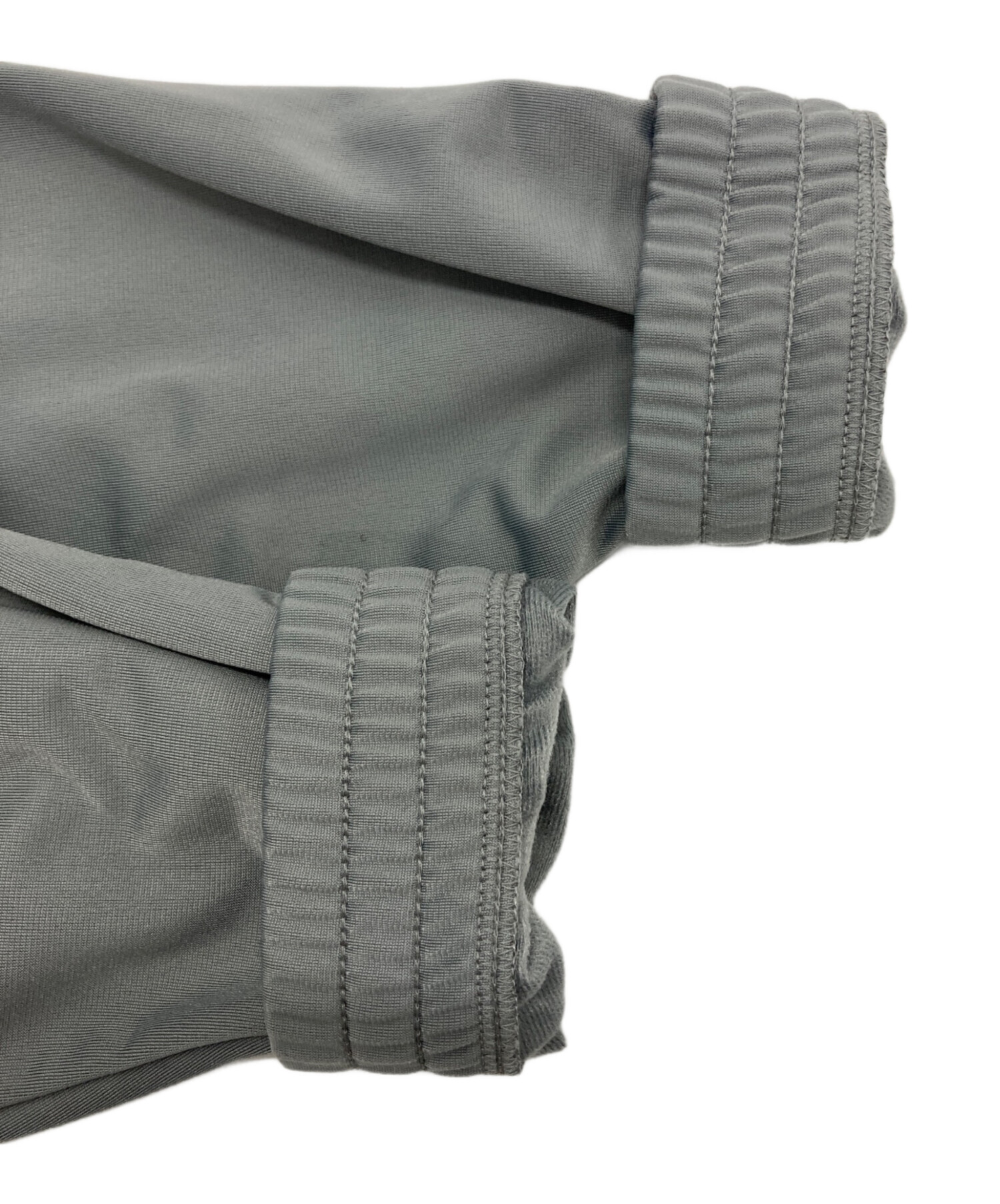 アディダス 中国限定 トラックジャケット　グレー　Sサイズ 中古・古着通販】adidas (アディダス) トラックジャケット グレー