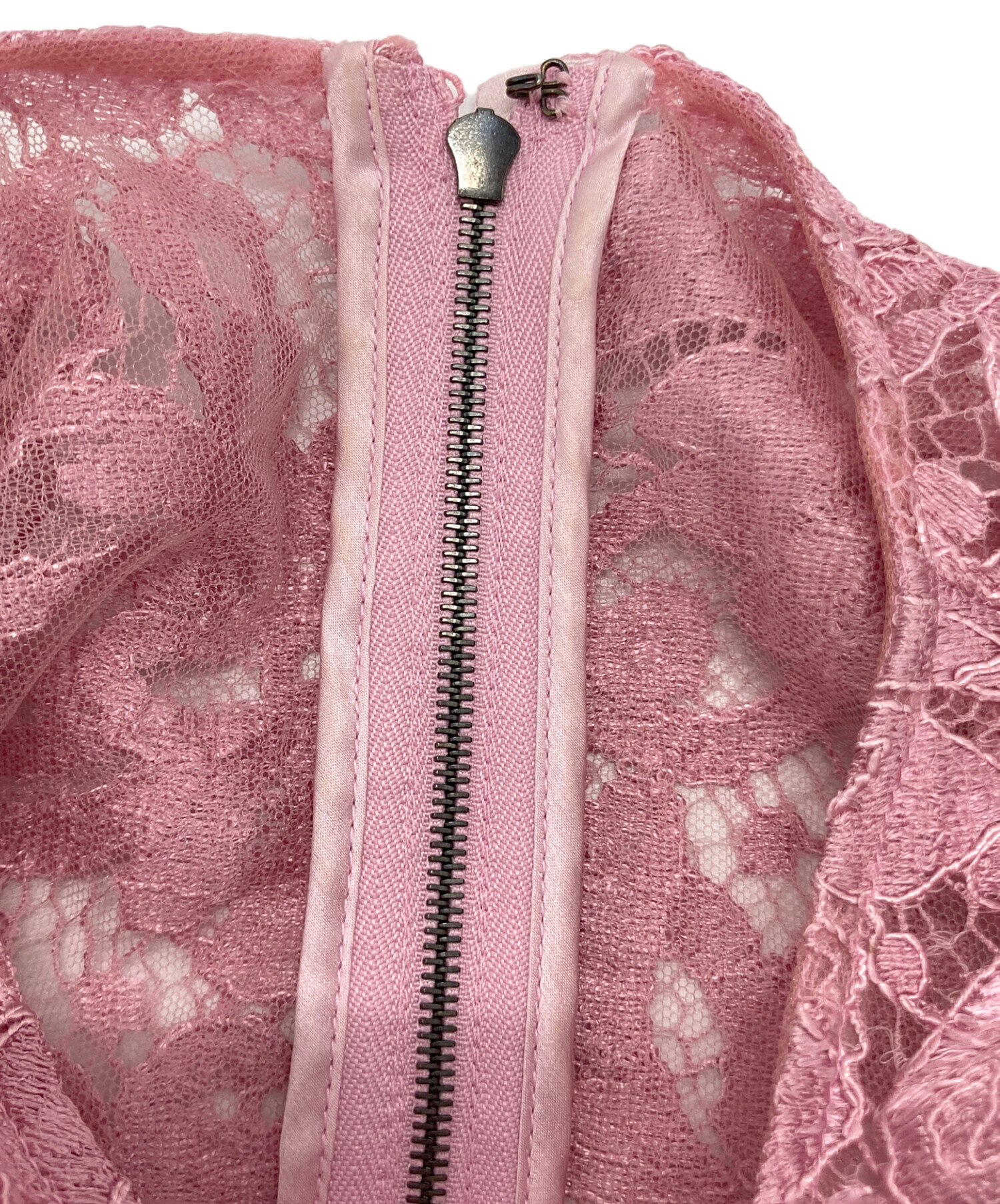 ドルチェアンドガッバーナ　半袖　ピンク　花柄　ワンピース 中古・古着通販】DOLCE & GABBANA (ドルチェ＆ガッバーナ) デコルテ