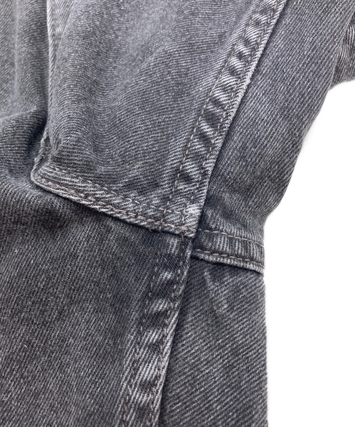 中古・古着通販】LEVI'S (リーバイス) 後染め550ブラックデニムパンツ 中古・古着通販】LEVI'S (リーバイス) 後染め550ブラックデニムパンツ