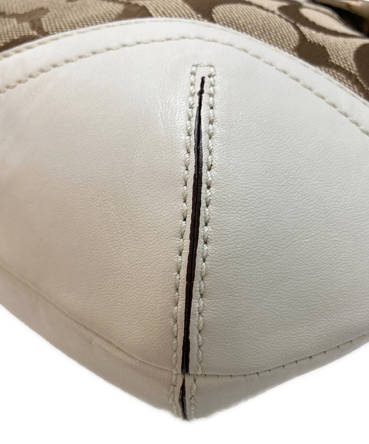 中古・古着通販】COACH (コーチ) ソーホーシグネチャーショルダー 