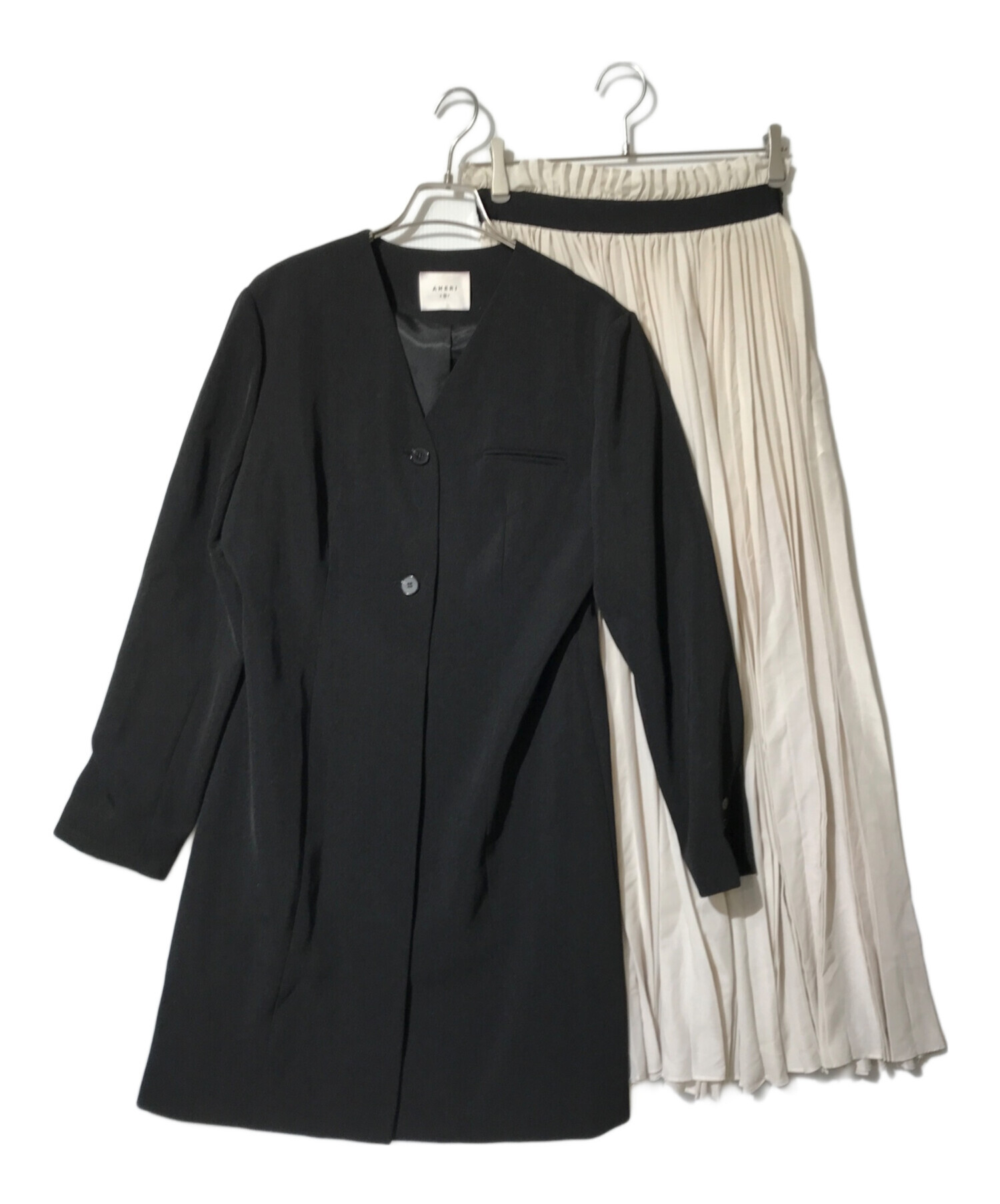中古・古着通販】AMeLIE (アメリ) MANY WAY LAYERED PLEATS 中古・古着通販】AMeLIE (アメリ) MANY WAY LAYERED PLEATS
