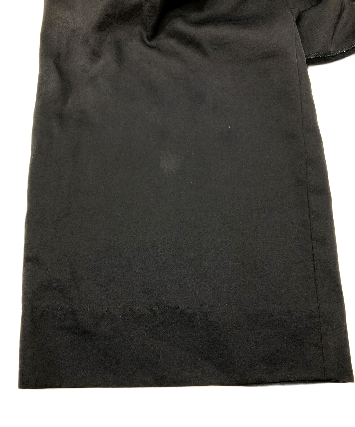 中古・古着通販】yori (ヨリ) サテンセンタープレスワイドパンツ  