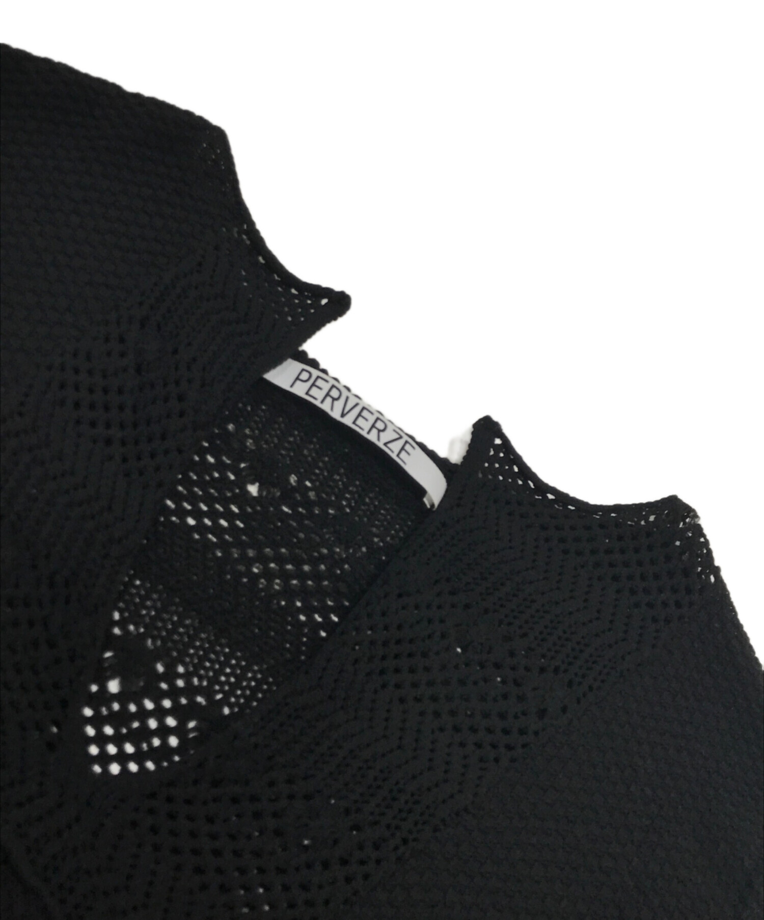 PERVERZE : パーバーズ ブラック袖ニット 中古・古着通販】PERVERZE (パーバーズ) Patch Knit Top ブラック