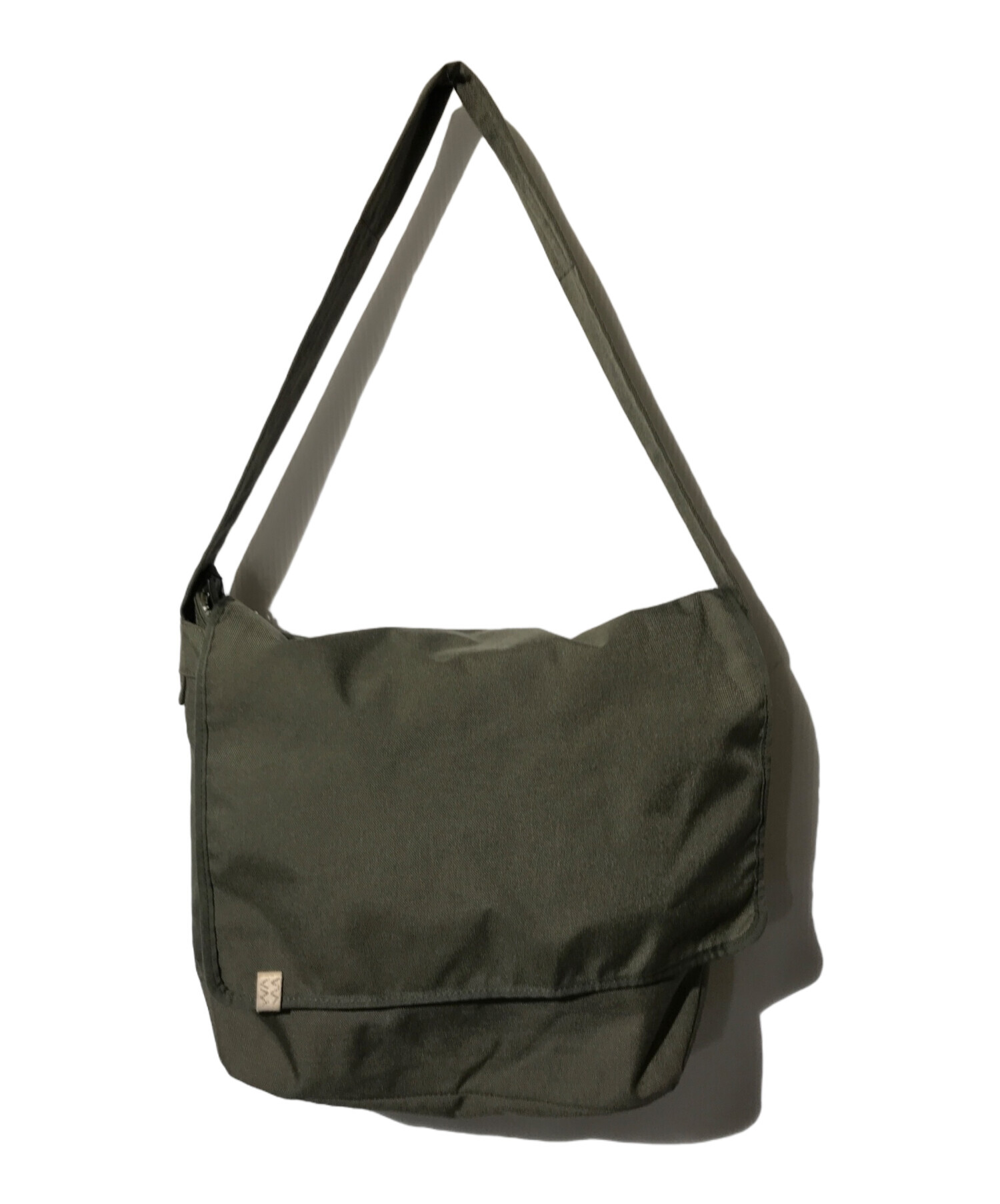 visvim メッセンジャーバッグ 値下げ可 中古・古着通販】VISVIM (ビズビム) UT.SATCHEL 24Lメッセンジャー