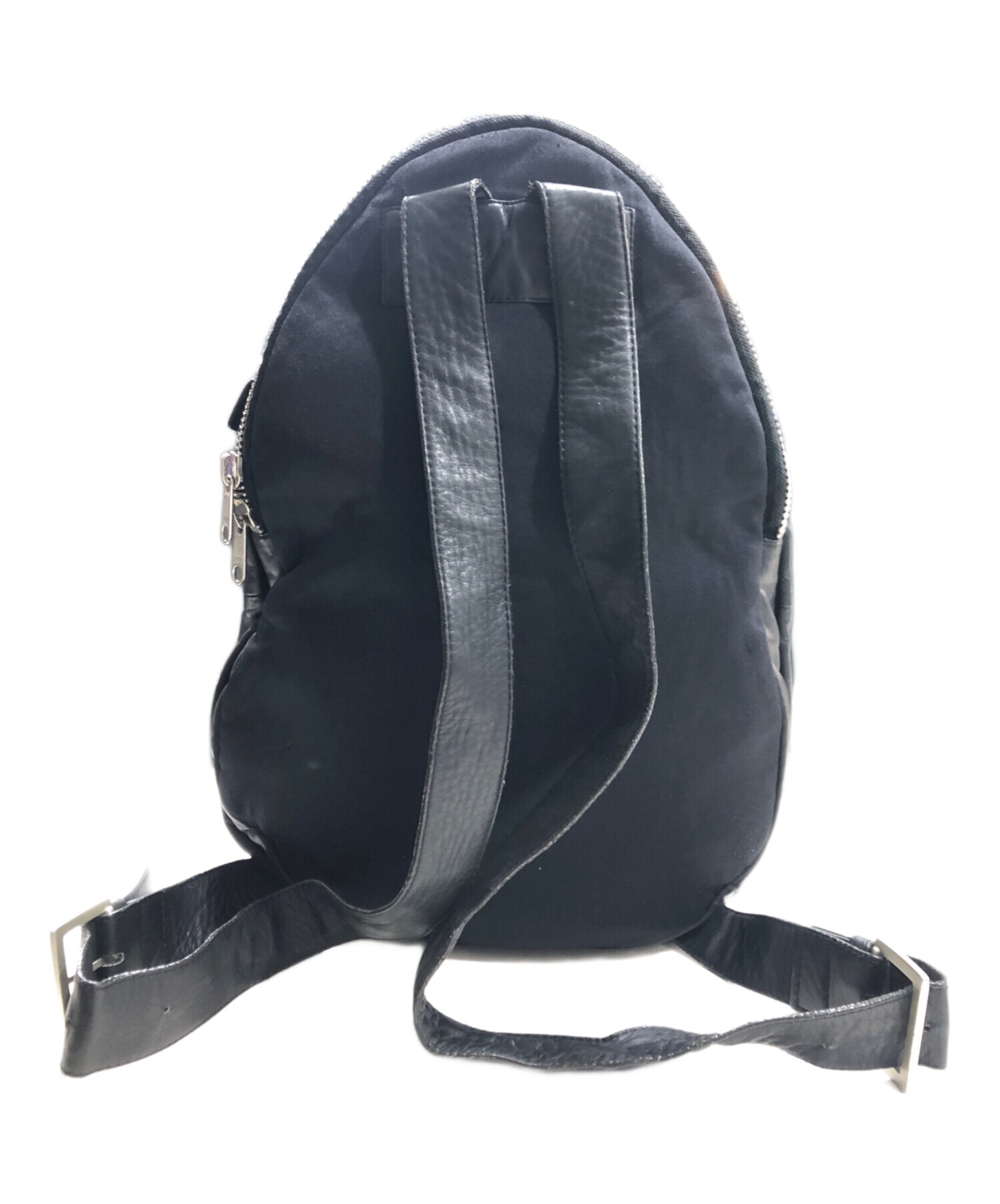 中古・古着通販】kawa-kawa (カワカワ) ビッグジップリュックサック 