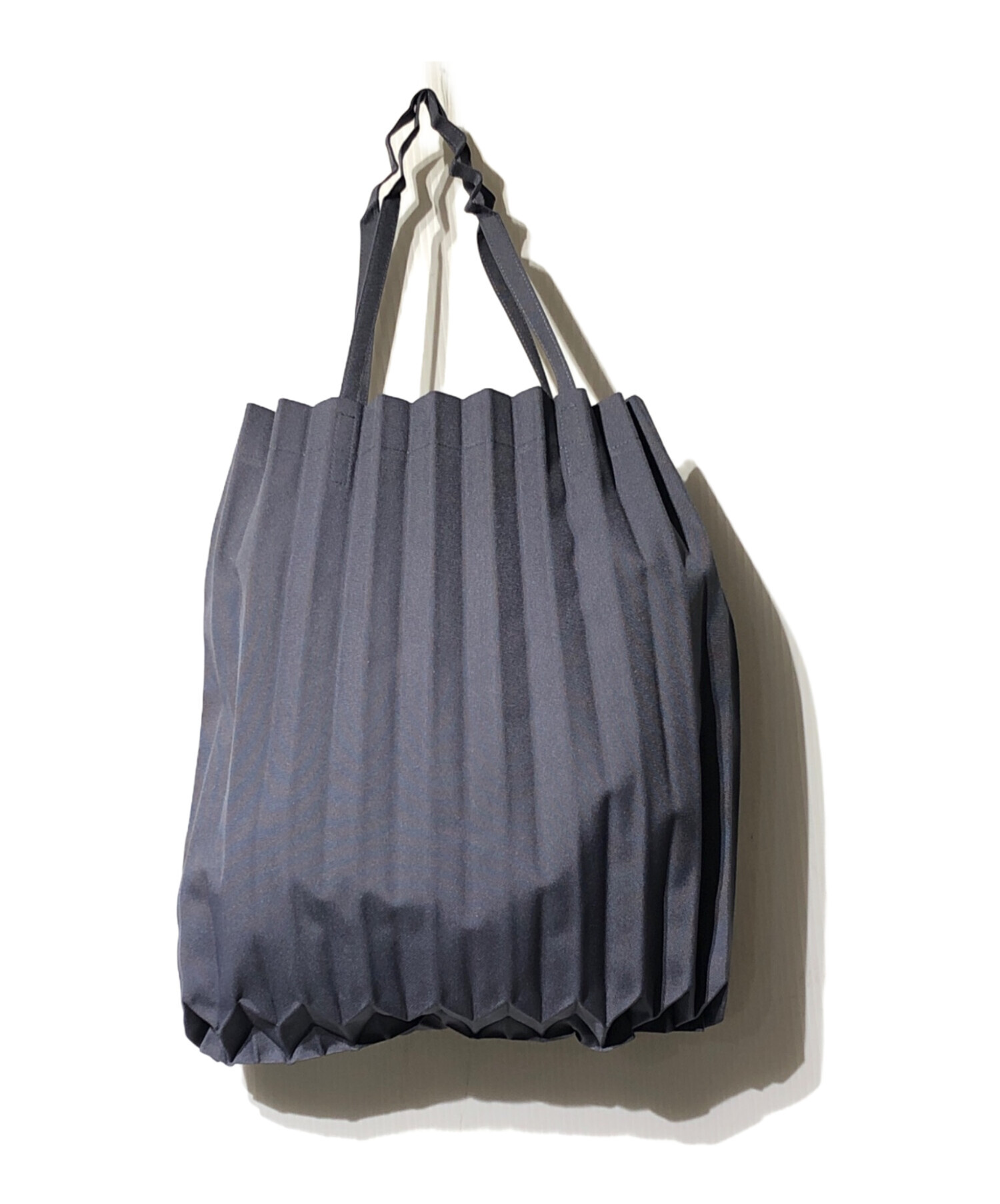 中古・古着通販】me ISSEY MIYAKE (ミーイッセイ ミヤケ) TRUNK PLEATS