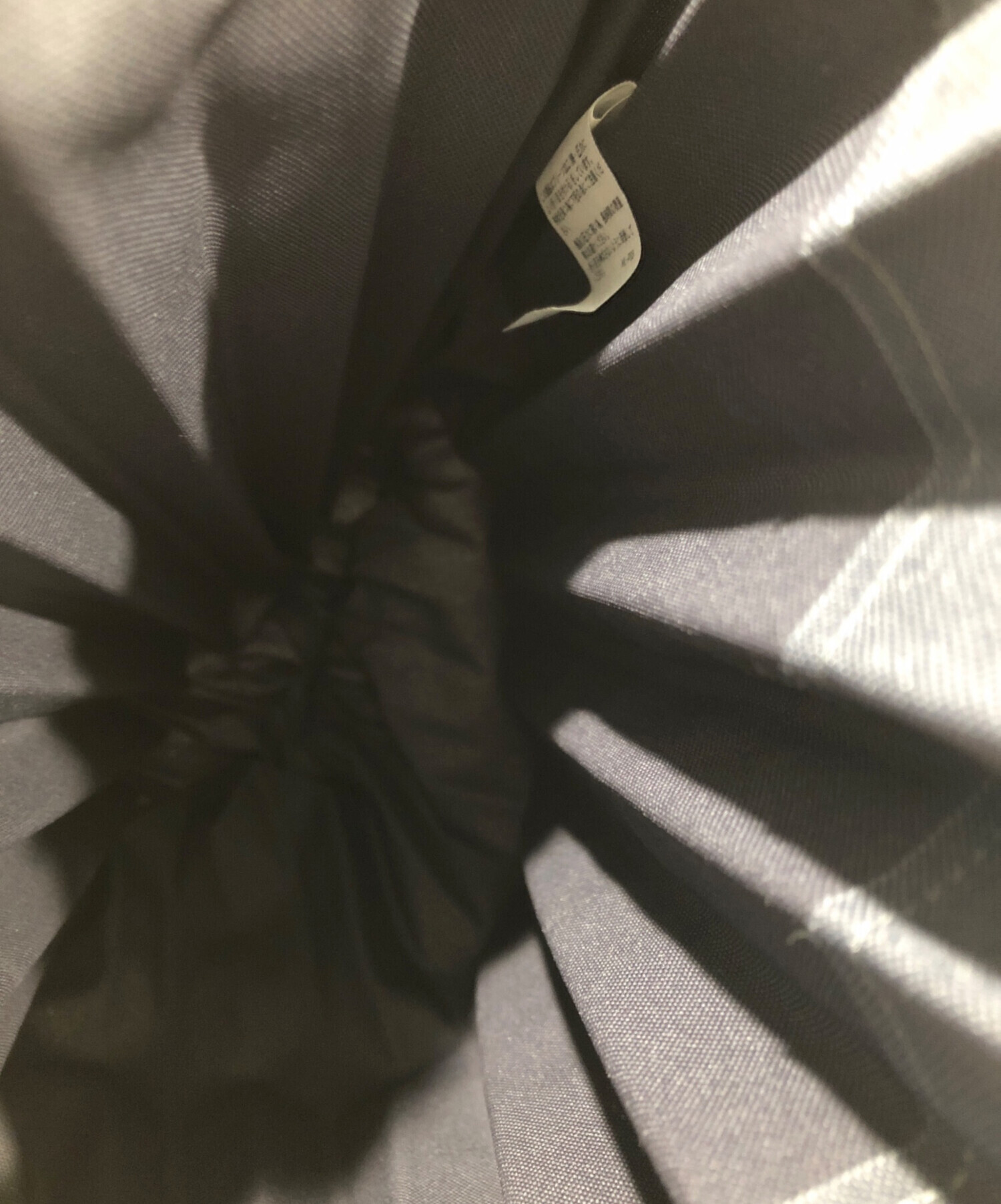 中古・古着通販】me ISSEY MIYAKE (ミーイッセイ ミヤケ) TRUNK PLEATS 中古・古着通販】me ISSEY MIYAKE (ミーイッセイ ミヤケ) TRUNK PLEATS
