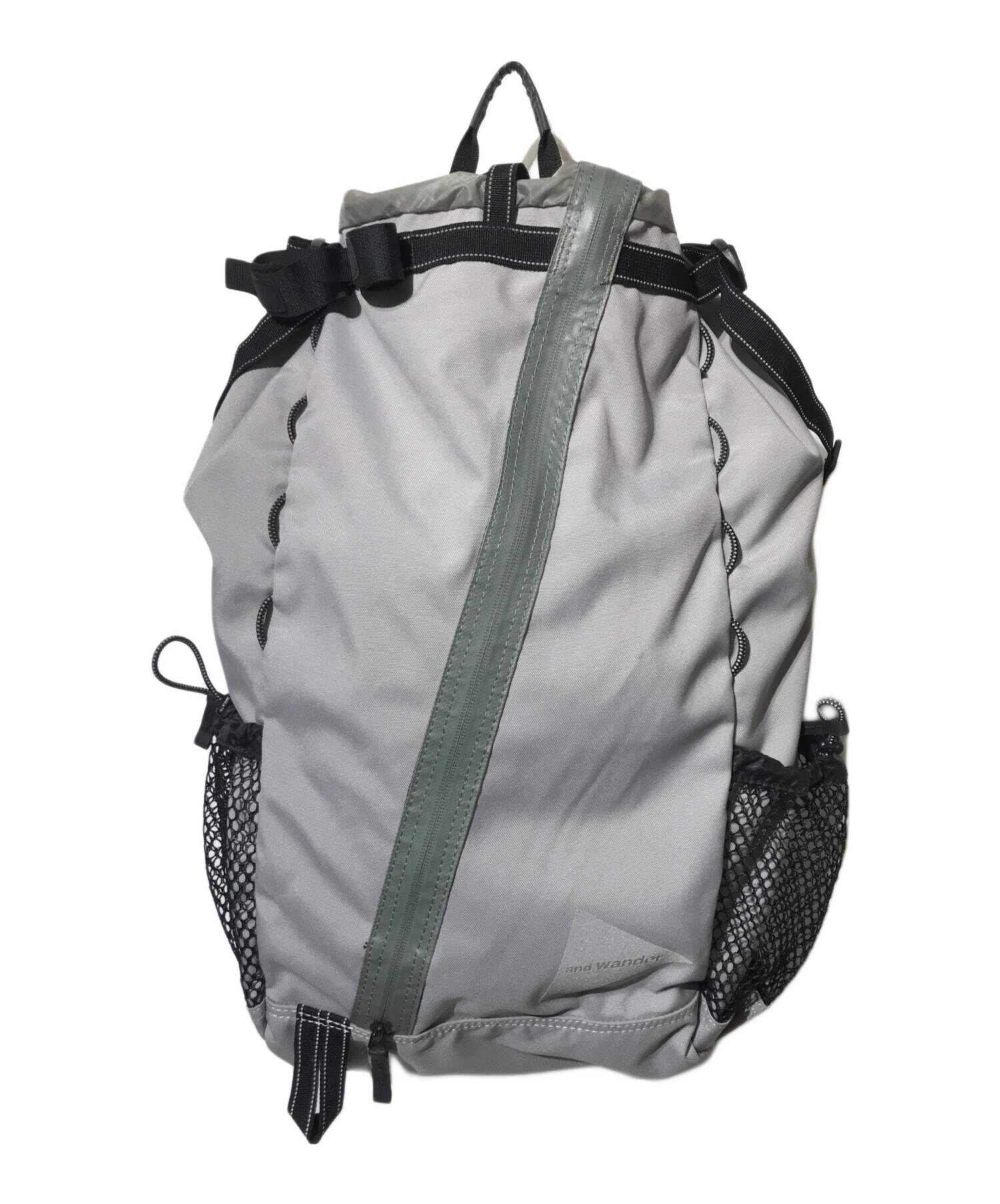 and wander アンドワンダー　グレーリュック 中古・古着通販】and wander (アンドワンダー) リュック/chest bag