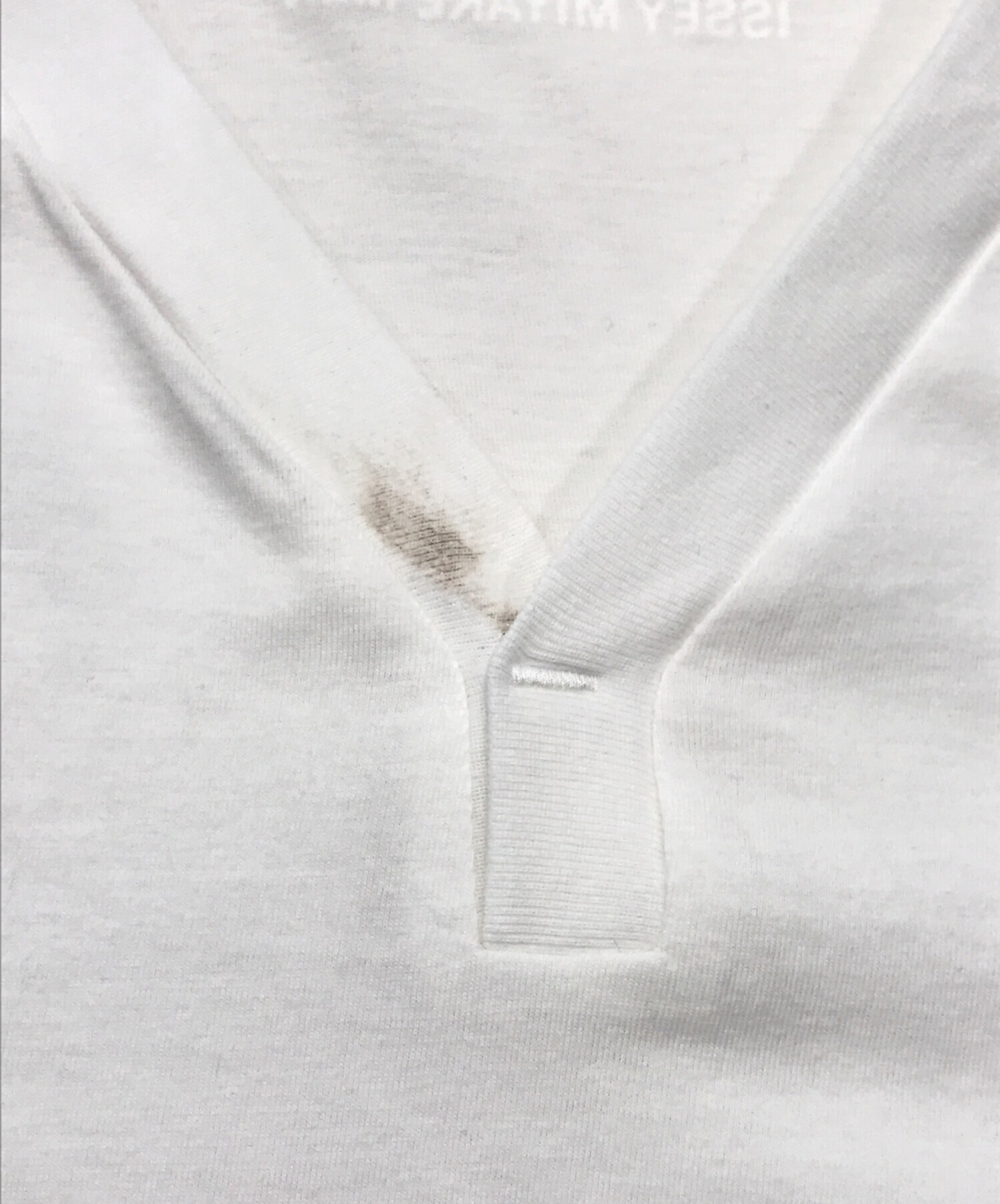 中古・古着通販】ISSEY MIYAKE MEN (イッセイミヤケメン) VネックT