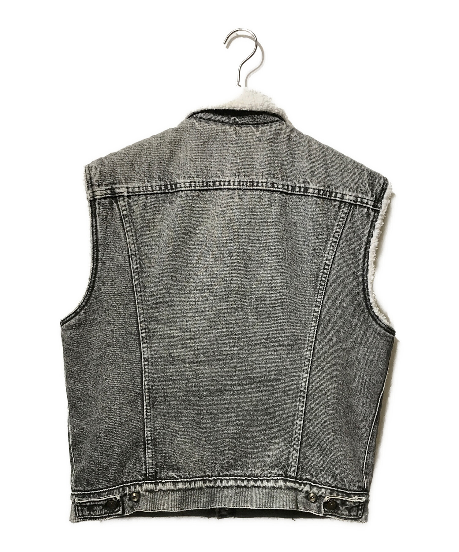 中古・古着通販】LEVI'S (リーバイス) ボアベスト グレー サイズ:L