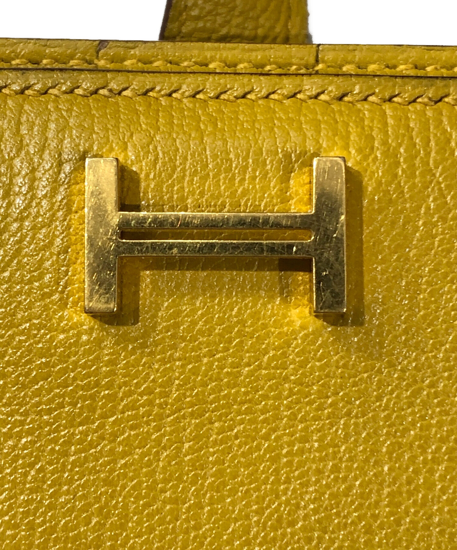 【美品】 HERMES イエロー 二つ折り財布 HERMES エルメス 二つ折り財布 ベアン コンパクト ヴェルソ ヴォー