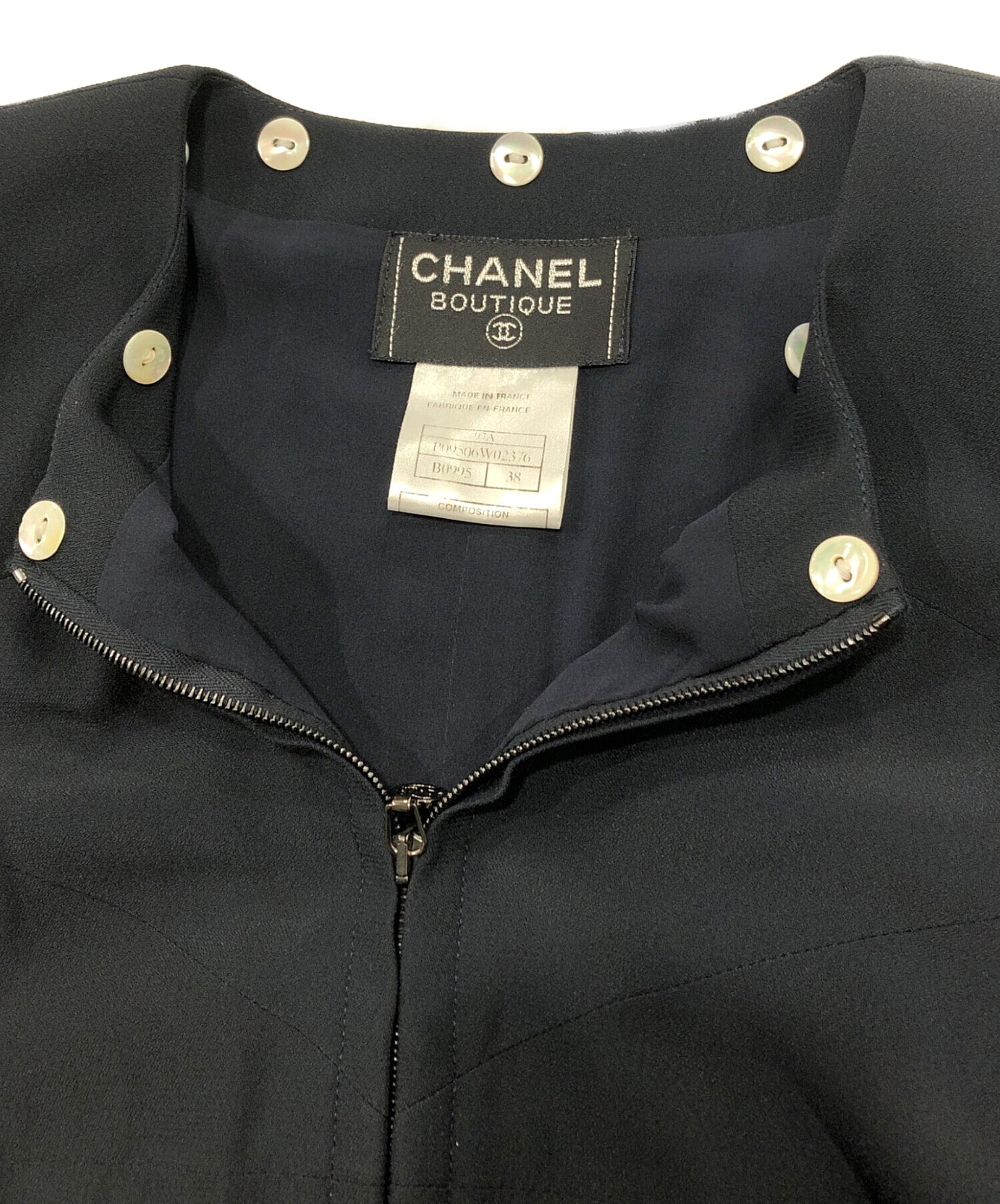 CHANEL 黒タグ付　ワンピース　38 CHANELシャネル 黒ワンピース38】
