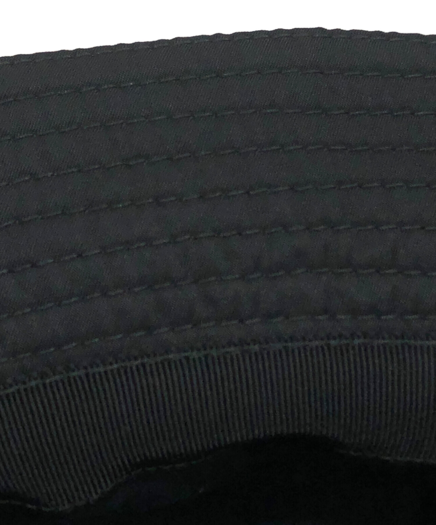 中古・古着通販】PRADA (プラダ) ロゴプレートバケットハット ブラック