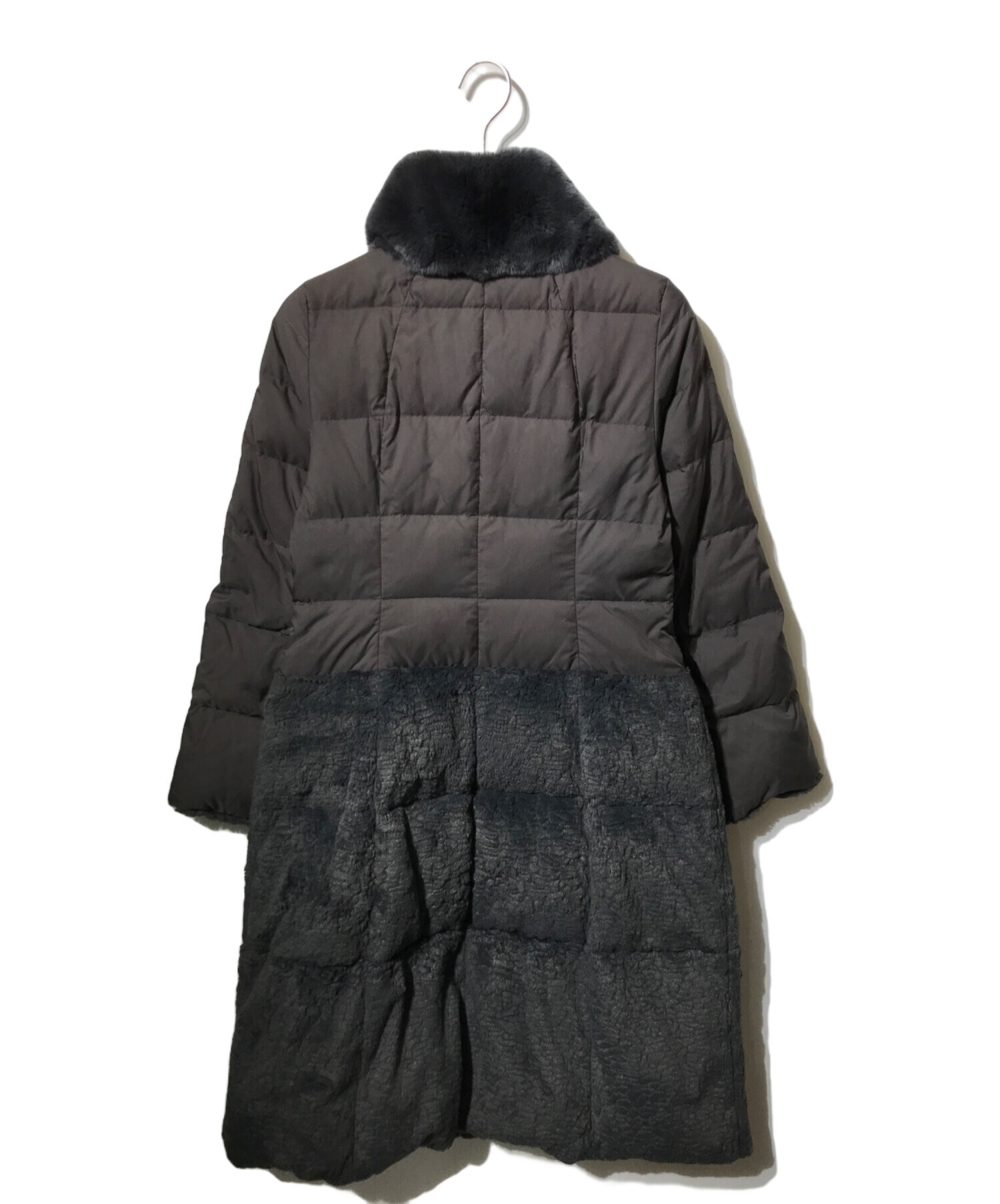 シビラ SYBILLA ダウンコート 中古・古着通販】Sybilla (シビラ) ドッキングダウンコート グレー