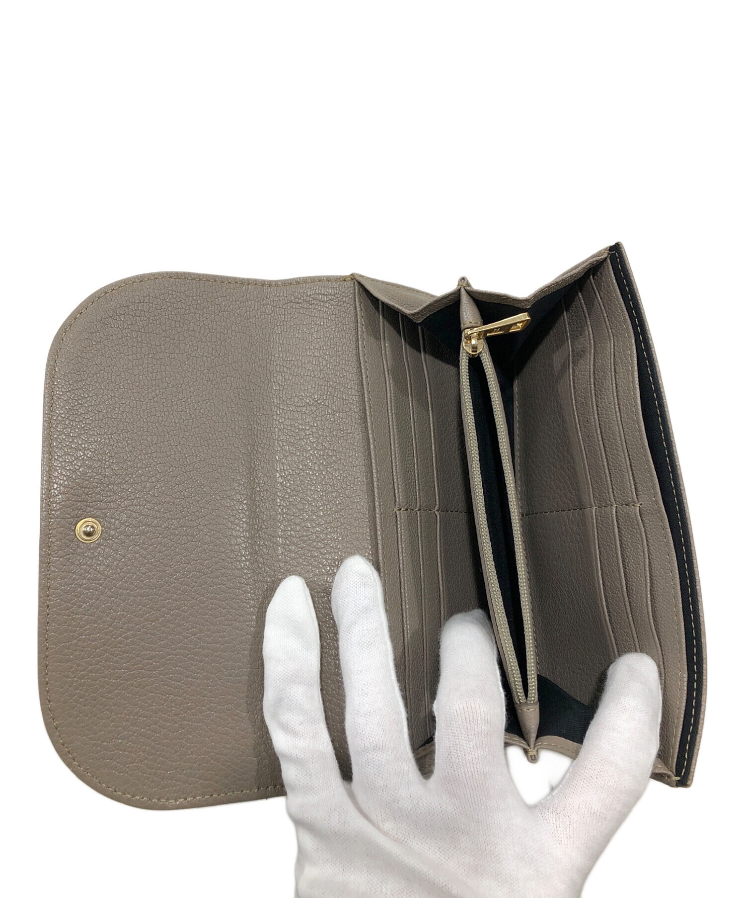 お値下げ致しましたSee by Chloe シーバイクロエライトグレーコート 中古・古着通販】SEE BY CHLOE (シーバイクロエ) 長財布 ベージュ