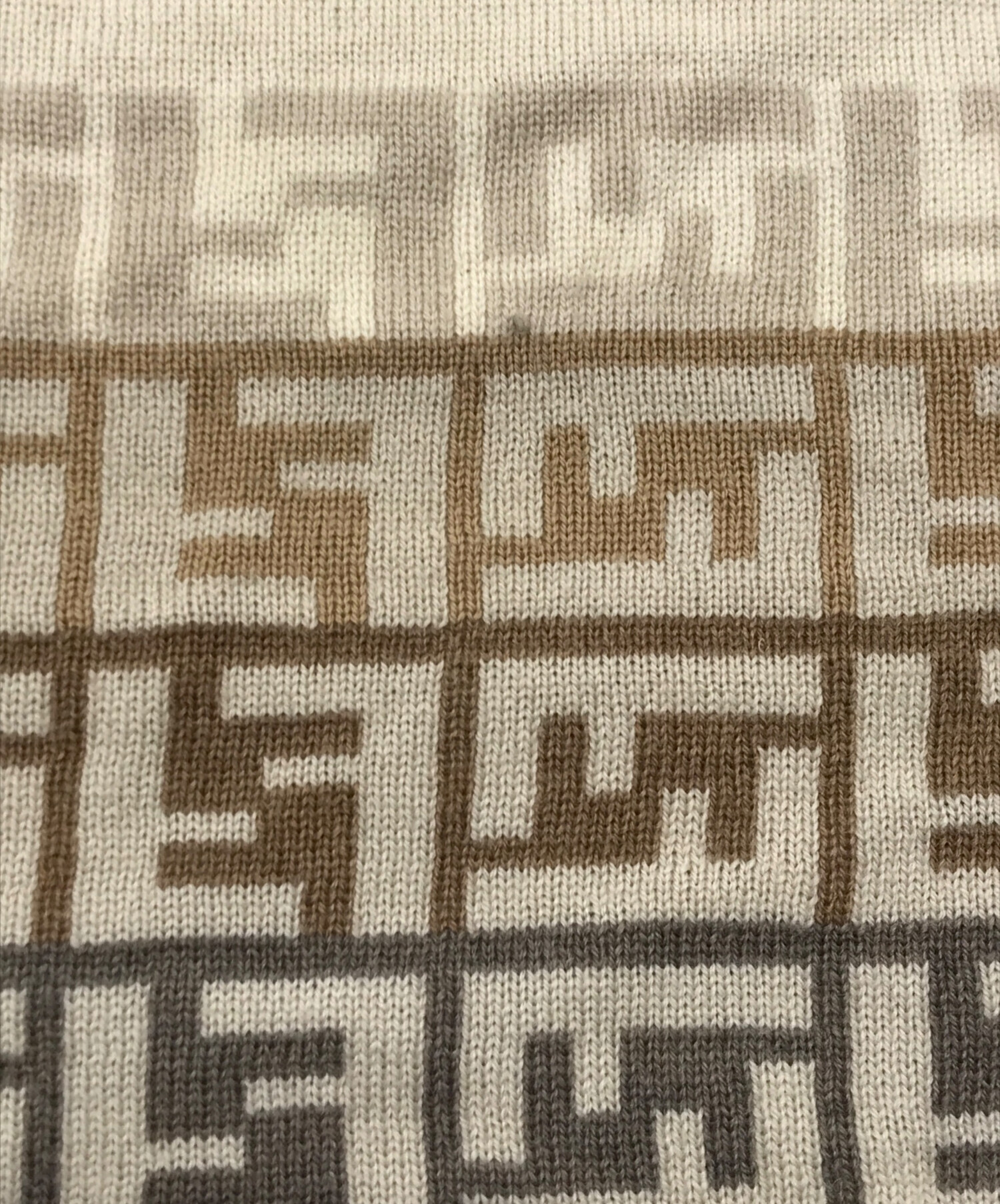 中古・古着通販】FENDI (フェンディ) ズッカ柄マフラー ベージュ