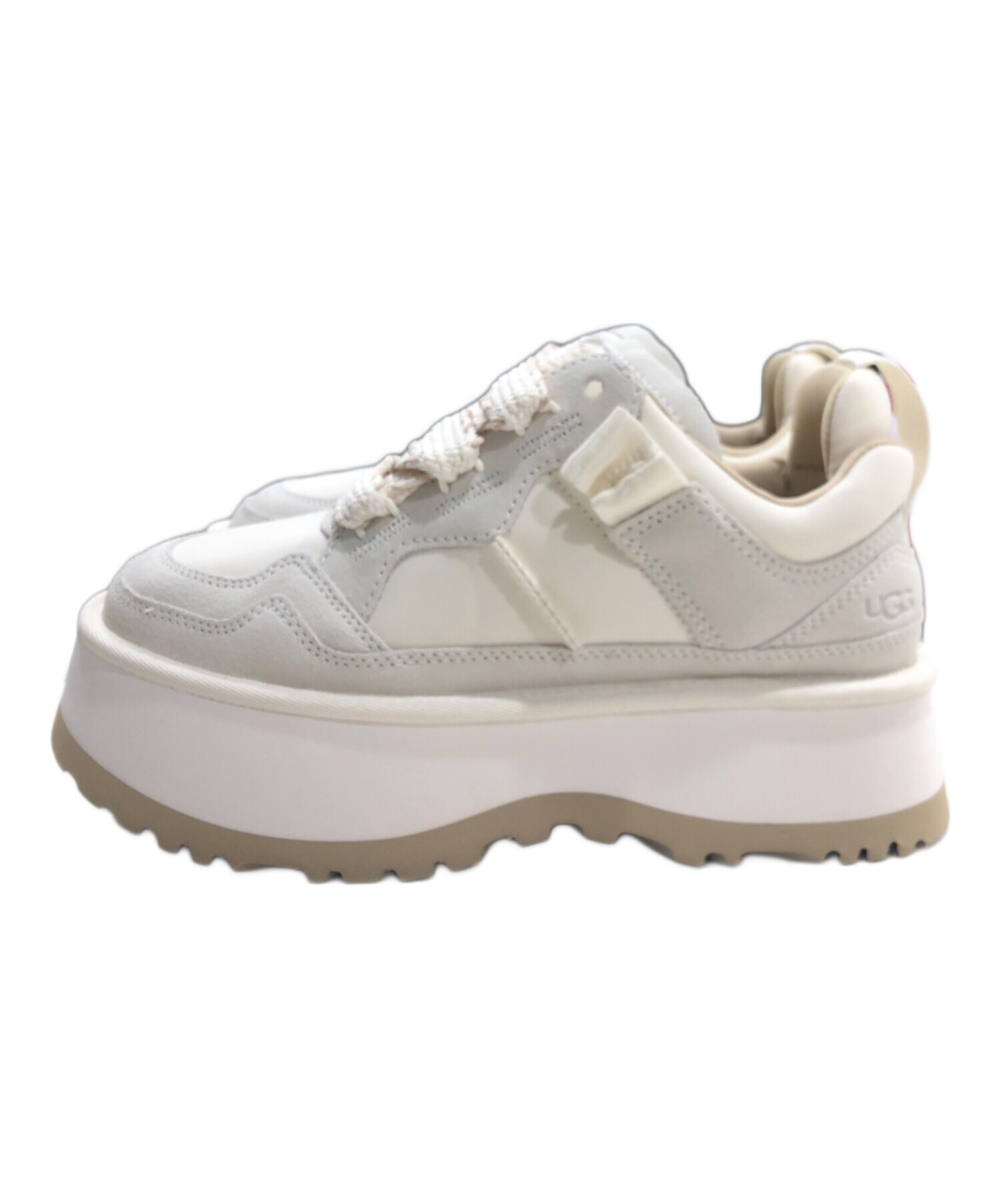 中古・古着通販】UGG (アグ) W ASTROMEL ホワイト サイズ:7｜ブランド 
