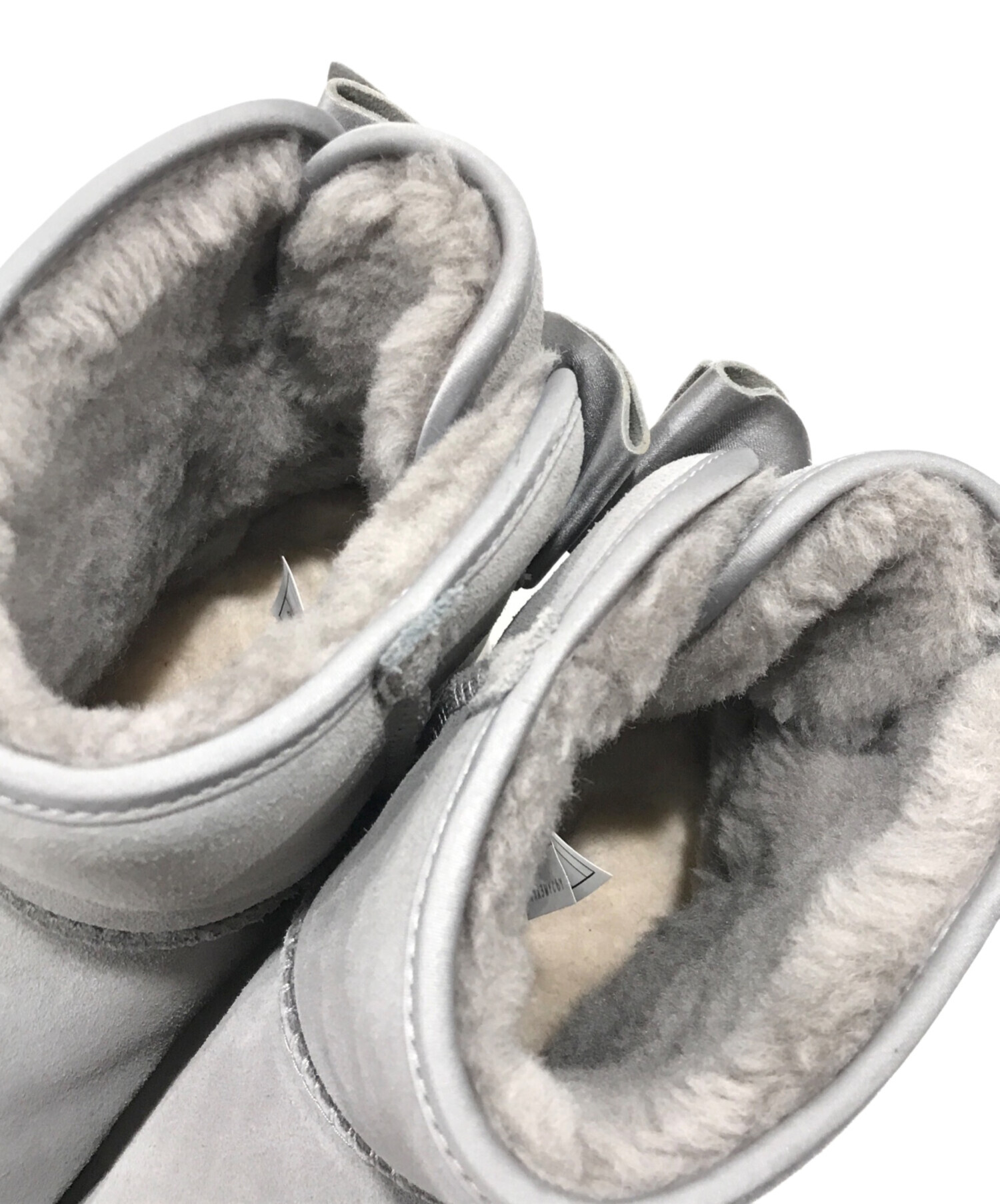 新品未使用箱付き UGG 7 ライトグレー 中古・古着通販】UGG (アグ) リボン付け替えブーツ グレー サイズ