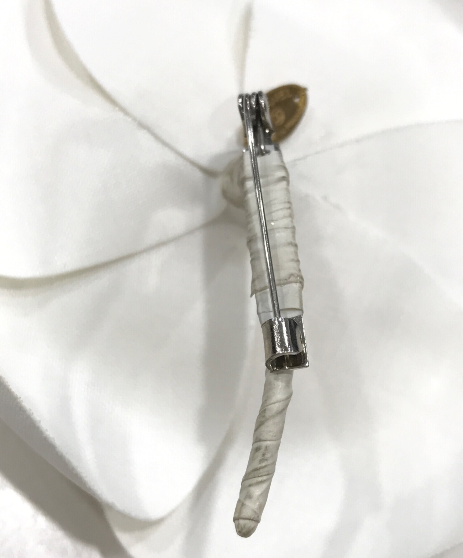 中古・古着通販】CHANEL (シャネル) カメリアブローチ ホワイト