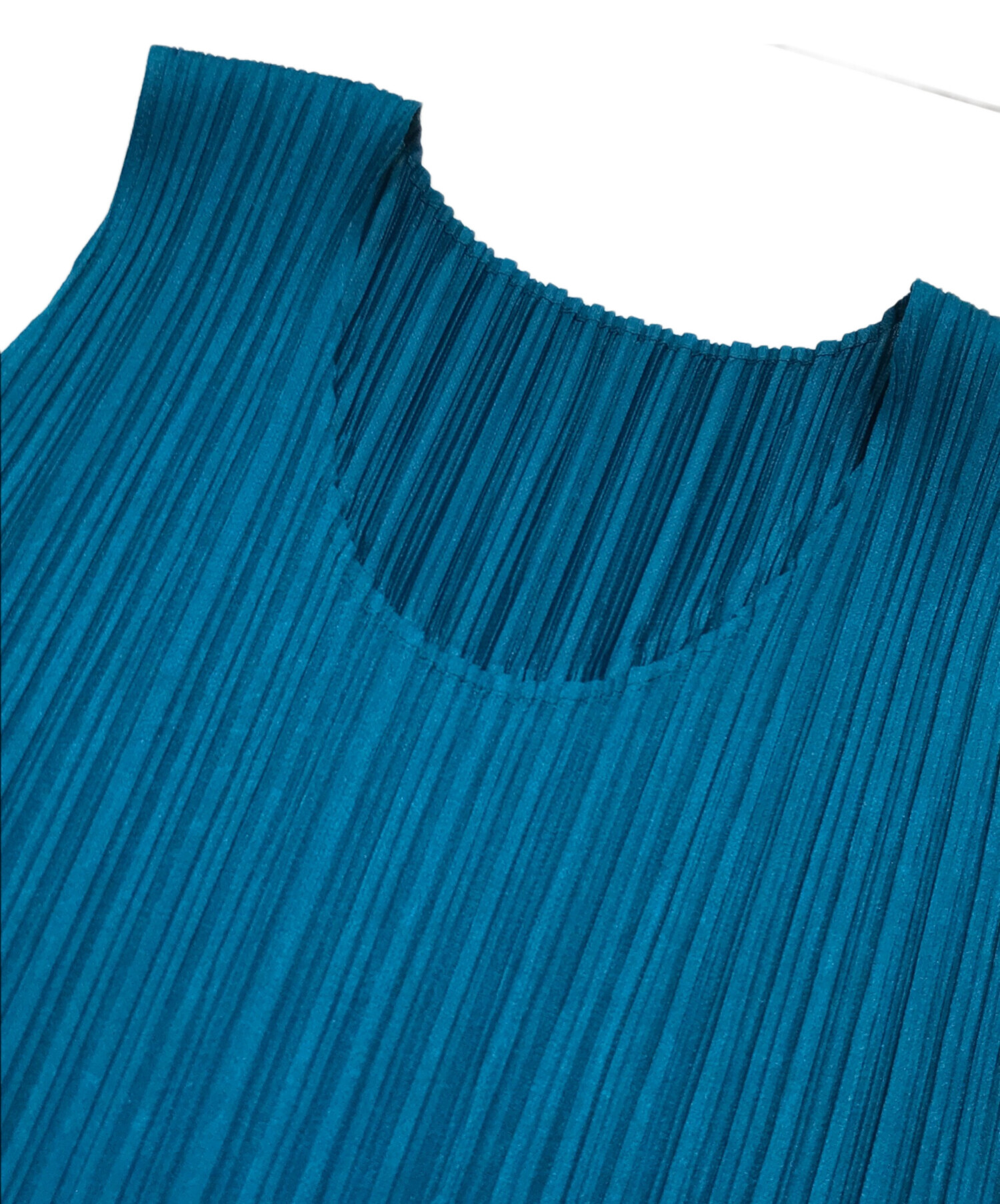 PLEATS PLEASEプリーツプリーズ ロイヤルブルー プリーツノースリーブ 中古・古着通販】PLEATS PLEASE (プリーツプリーズ) プリーツ