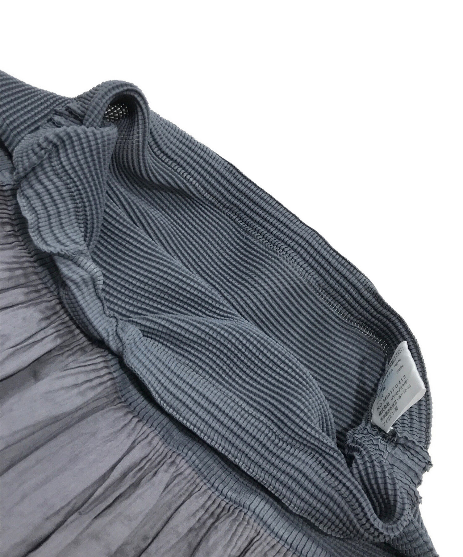 me issey miyake スカート BOX SHOULDER PLEATS – isseymiyake.com
