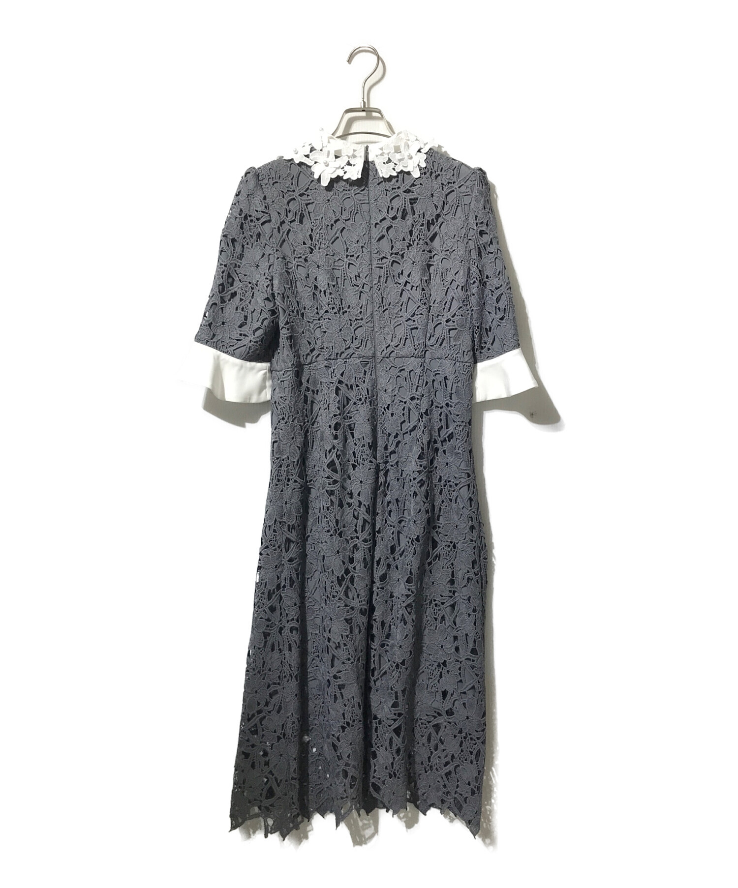 中古・古着通販】LeJa (レジャ) 花柄レースカラースパンコールAライン