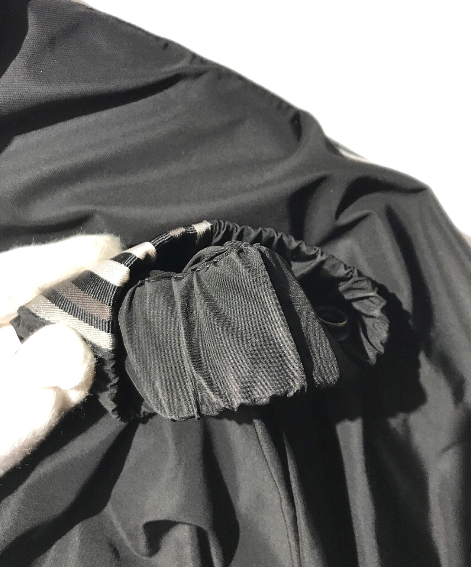 BURBERRY ベージュ ジップアップジャケット Burberry - Zip cardigan Beige - The Corner