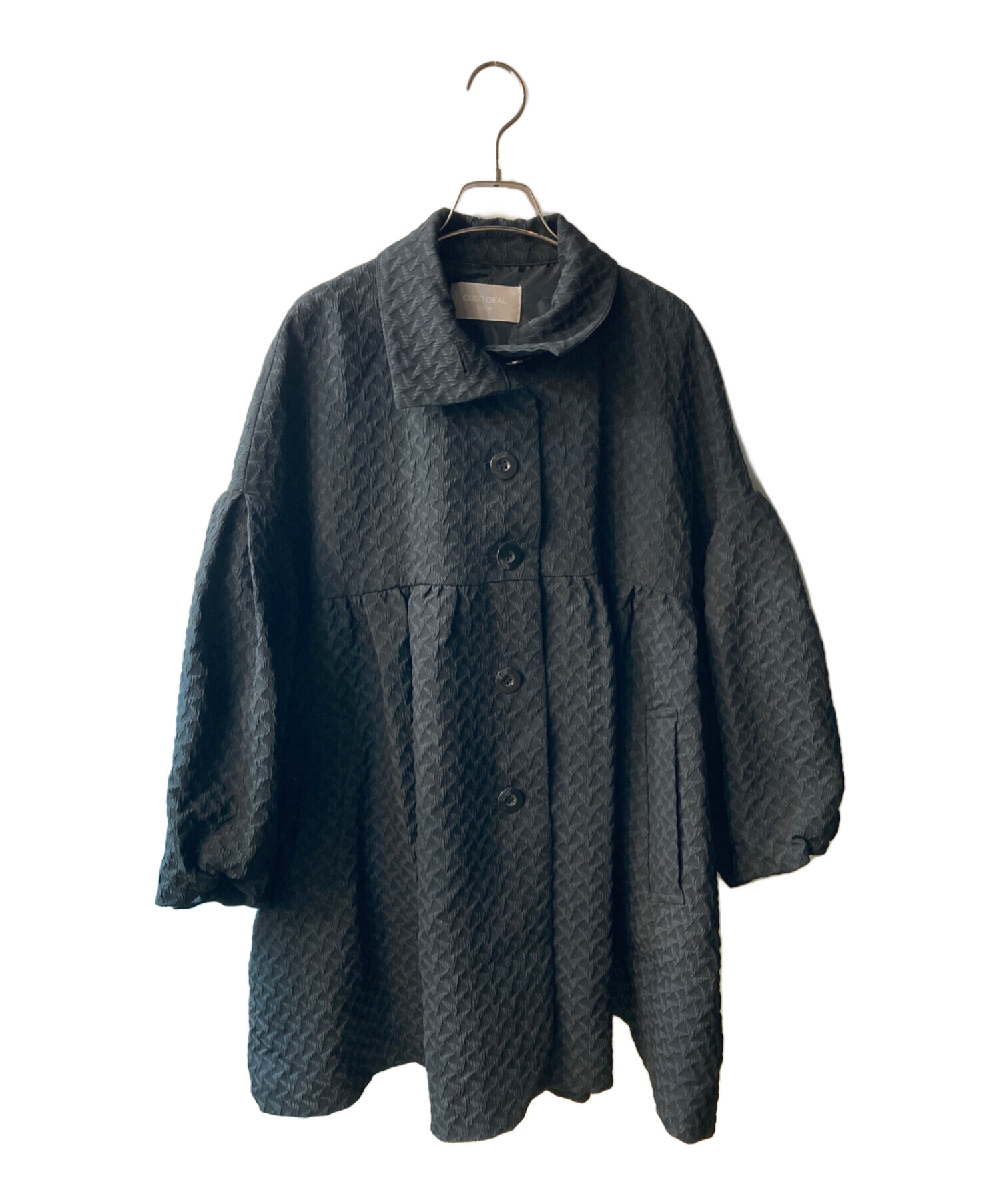 限定お値下げ‼️COCODEAL ココディール ジャカードパフスリーブコート 今週末入荷予定 ジャカードのふっくら感と、 パフスリーブの愛らしい