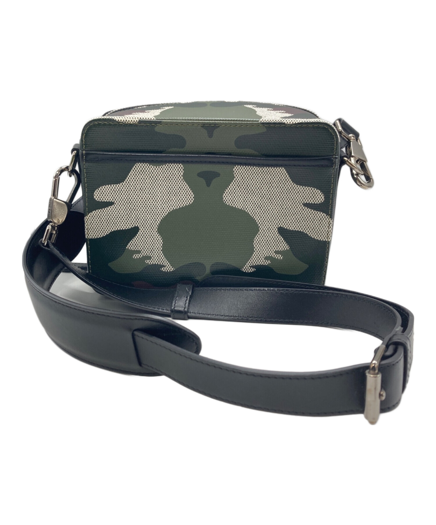 BURBERRY 迷彩柄 ショルダーバッグ 中古・古着通販】BURBERRY (バーバリー) 迷彩柄ショルダーバッグ