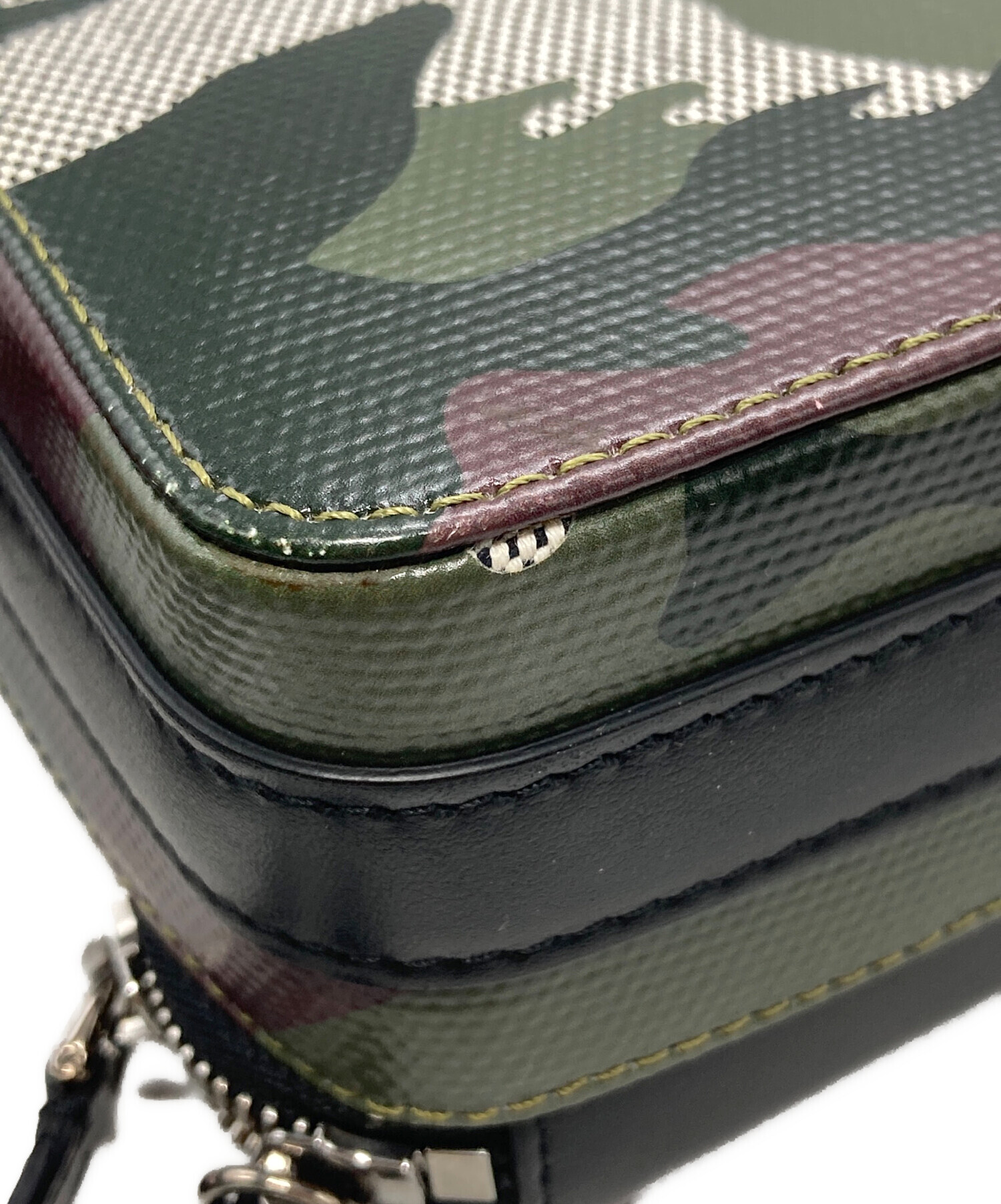 中古・古着通販】BURBERRY (バーバリー) 迷彩柄ショルダーバッグ