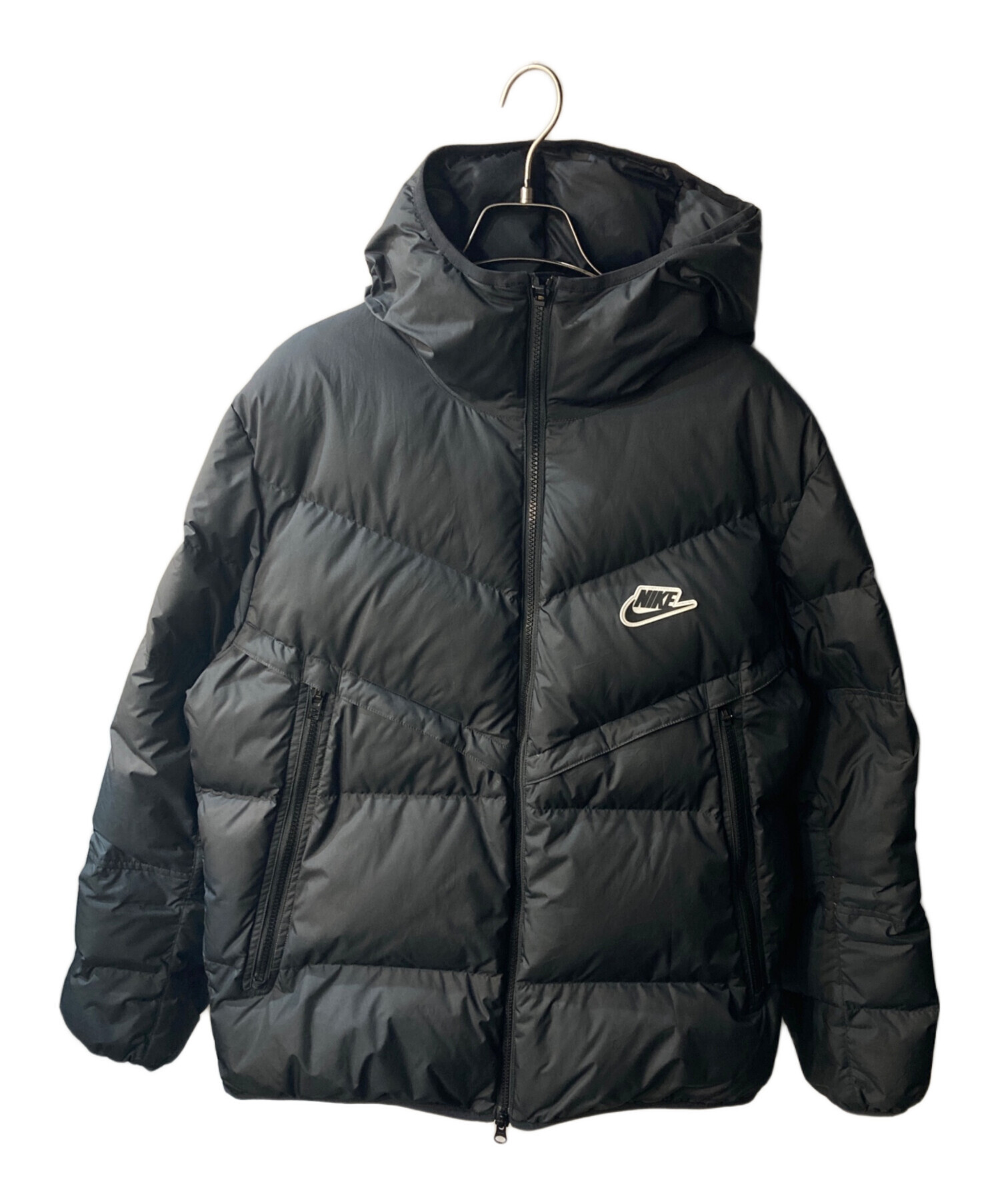 NIKE ダウンジャケット　ブラック　Mサイズ 中古・古着通販】NIKE (ナイキ) ダウンジャケット ブラック サイズ:XL