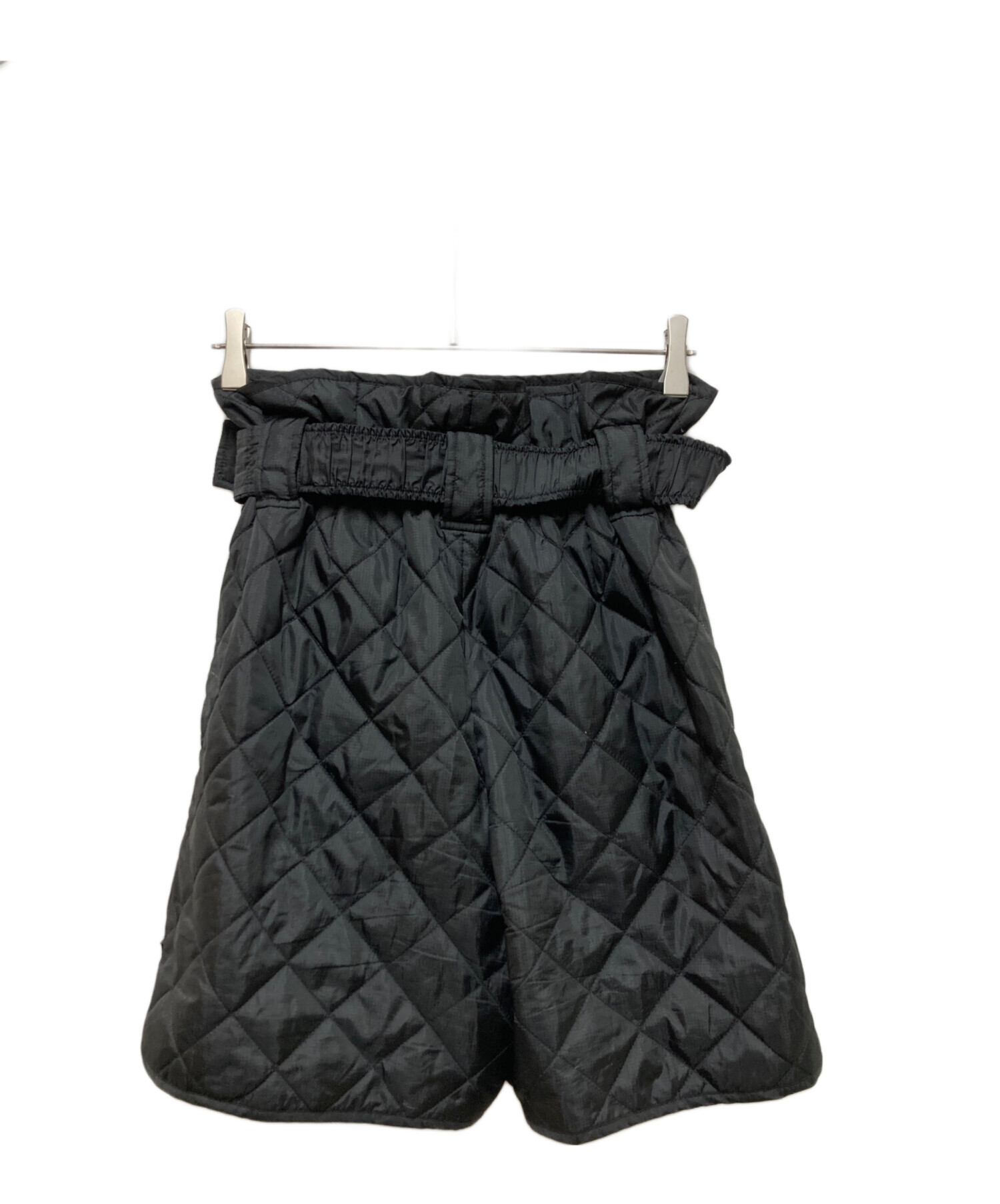 ganni キルティング　ショートパンツ 中古・古着通販】Ganni (ガニー) キルティングショートパンツ ブラック