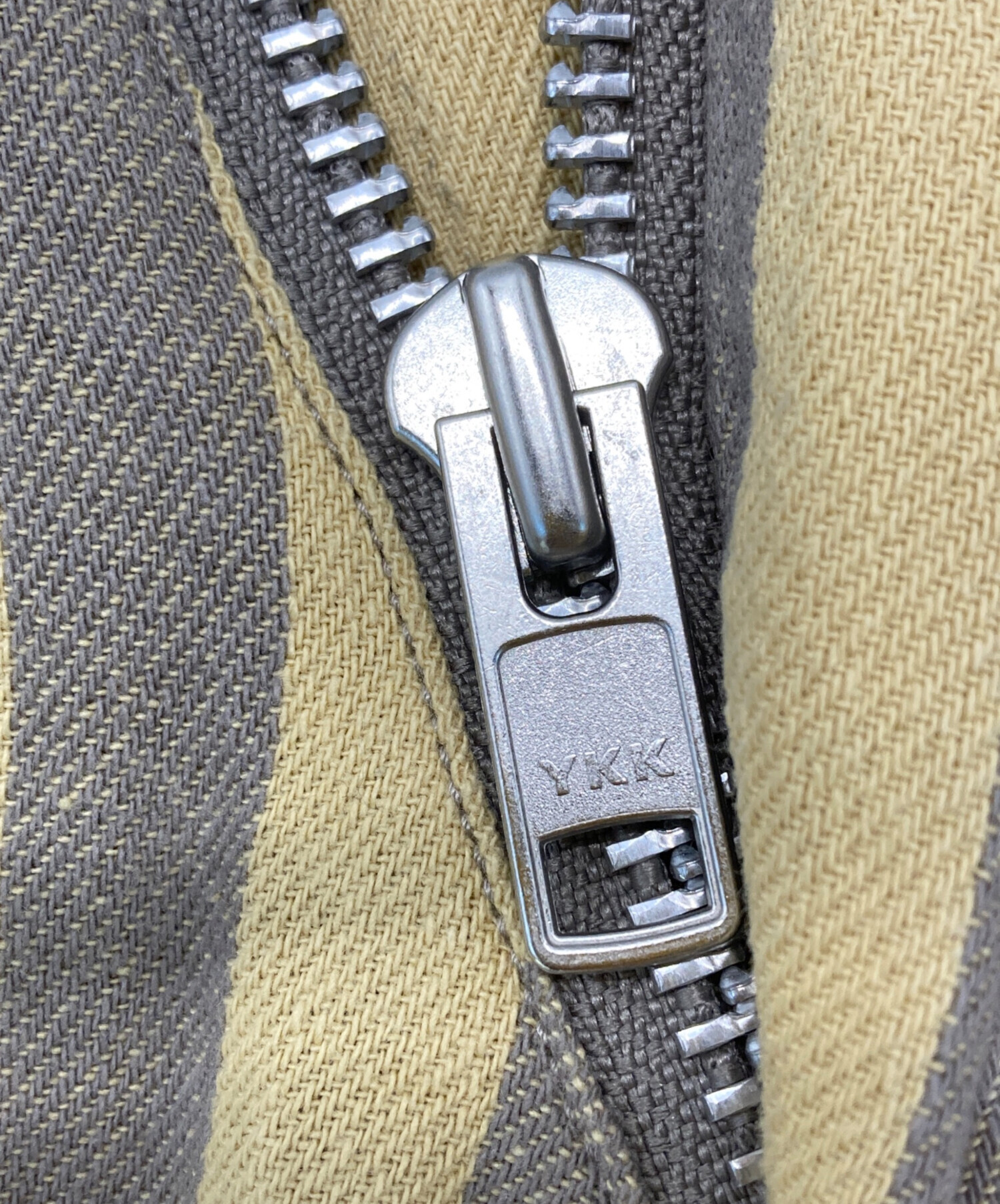 中古・古着通販】UNUSED (アンユーズド) Stripe Bondage pants