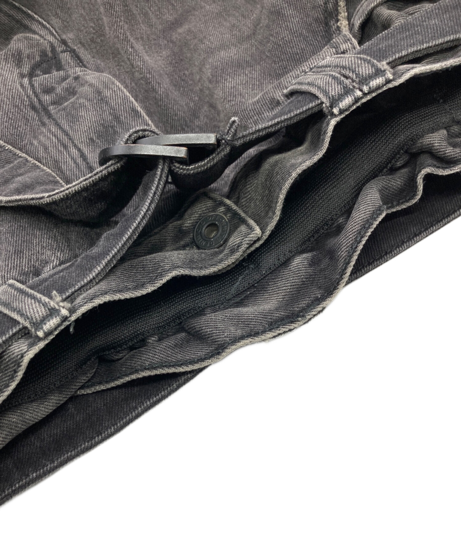 中古・古着通販】OFFWHITE (オフホワイト) Black Distressed Denim