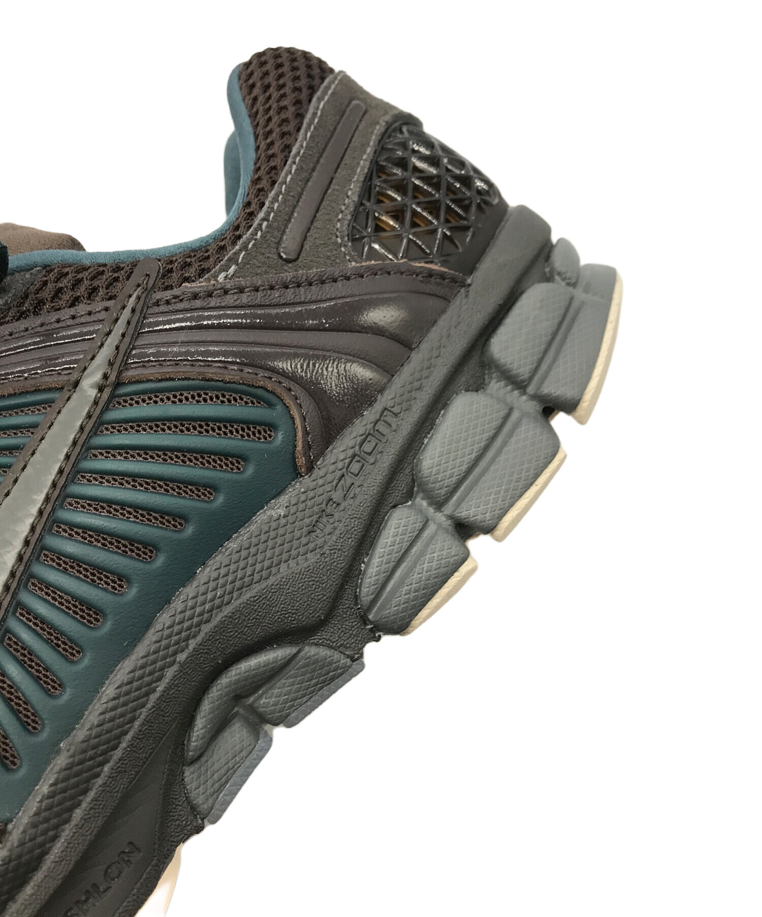 中古・古着通販】NIKE (ナイキ) ZOOM VOMERO 5 PRM ブラウン サイズ