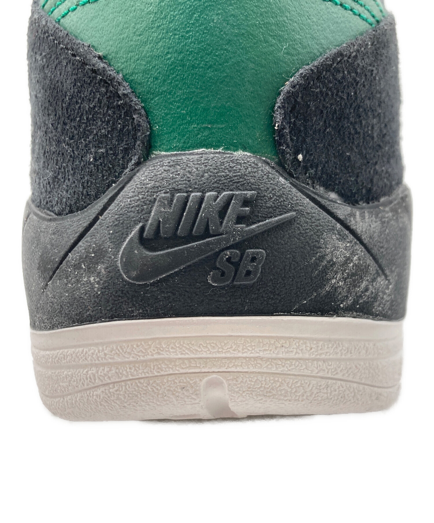 中古・古着通販】NIKE (ナイキ) VERTEBRAE /(Black/Summit White