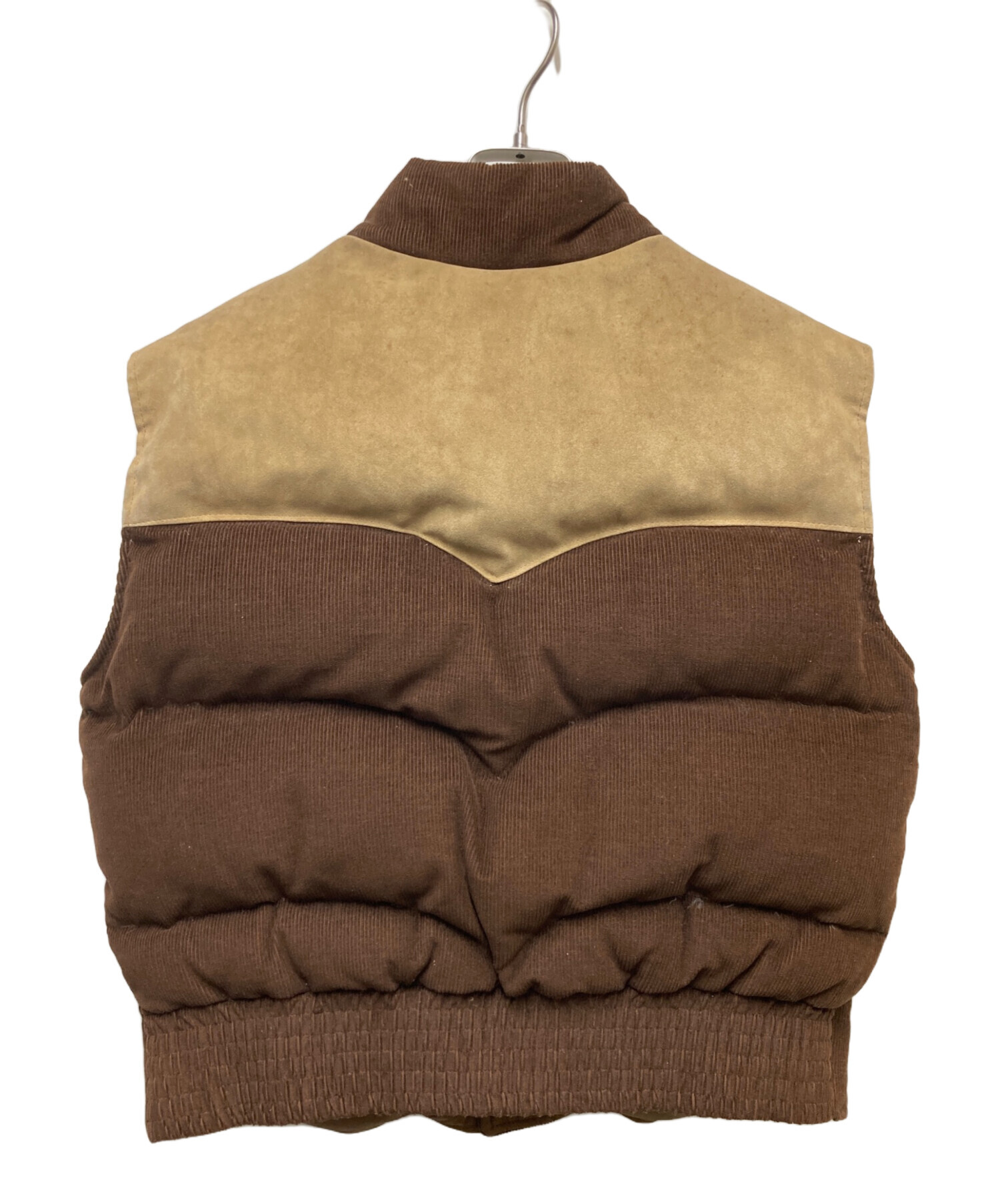 70s リーバイス　スウェードベスト 中古・古着通販】LEVI'S (リーバイス) スウェードベスト キャメル