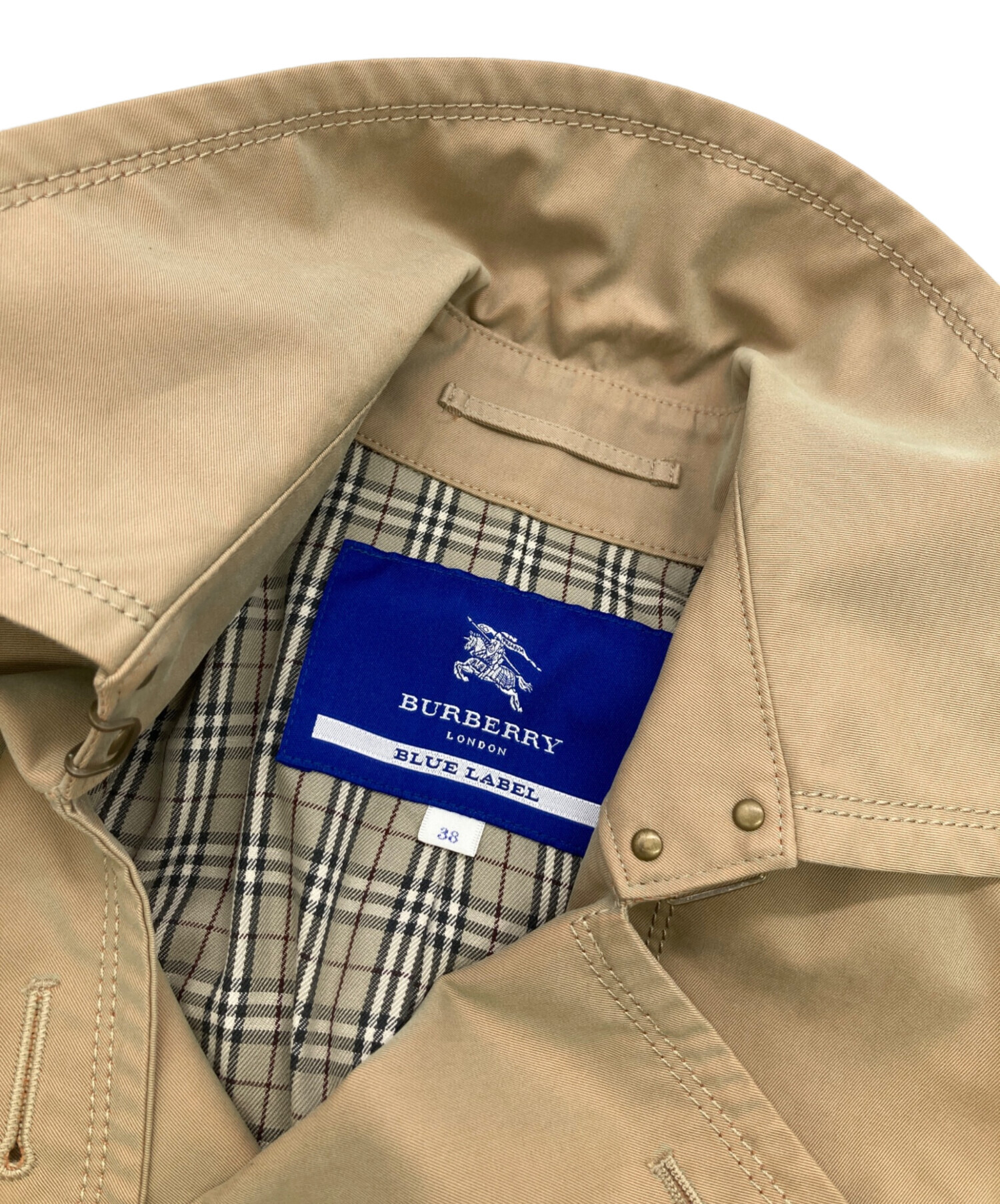 BURBERRY　ブルーレーベル　トレンチコート　金ボタン　ノバチェック　38 BURBERRY ブルーレーベル トレンチコート 金ボタン ノバチェック 38