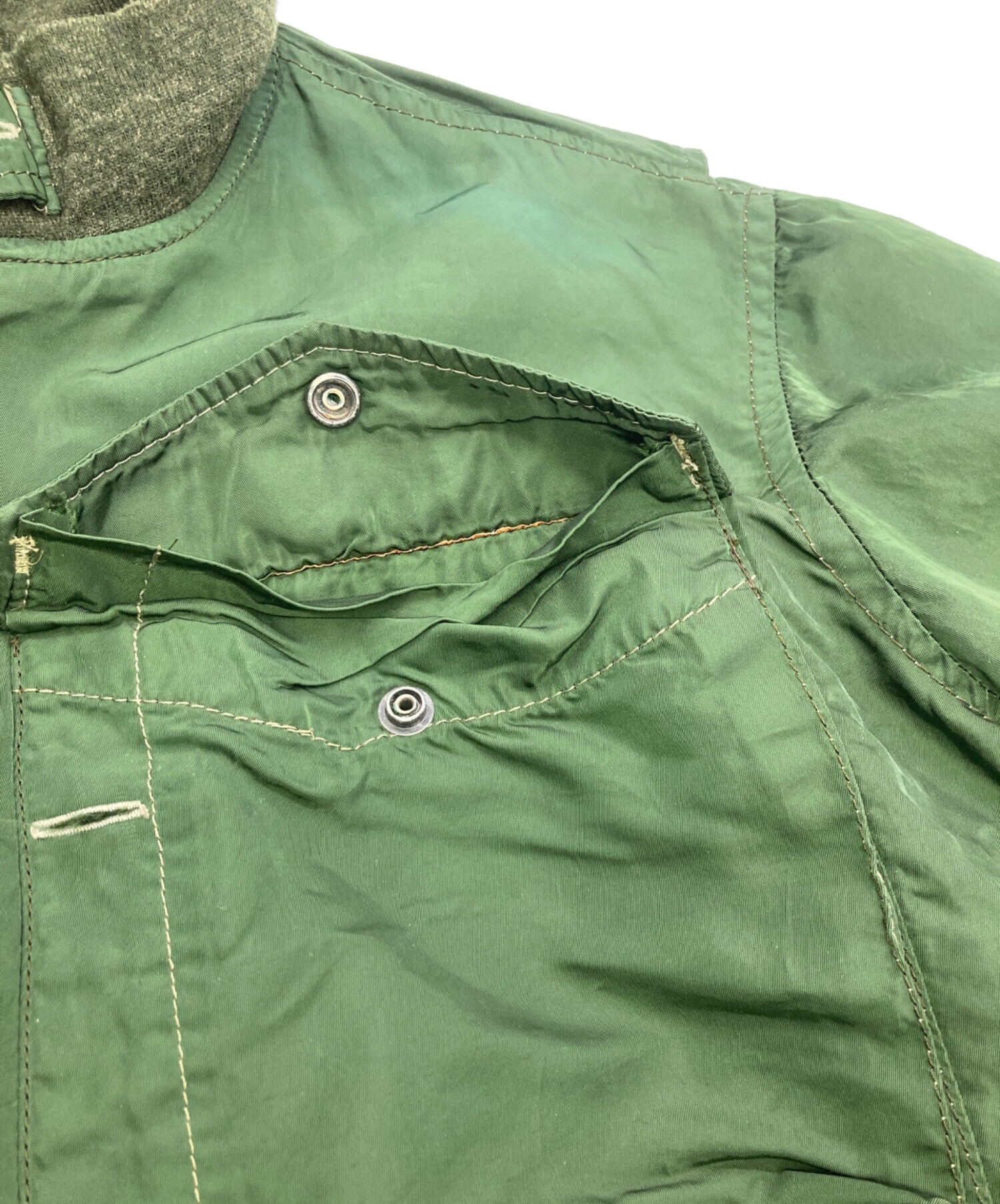 AVIREX グリーン ミリタリージャケット　 カバーオール　Mサイズ　古着 中古・古着通販】AVIREX (アヴィレックス) G-8フライトジャケット