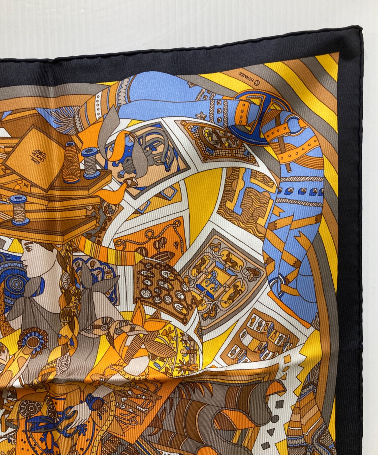 【美品】エルメス 手袋 レザー スエード シルク スカーフ 取り外し可能 中古・古着通販】HERMES (エルメス) MADEMOISELLE SOIE シルクスカーフ