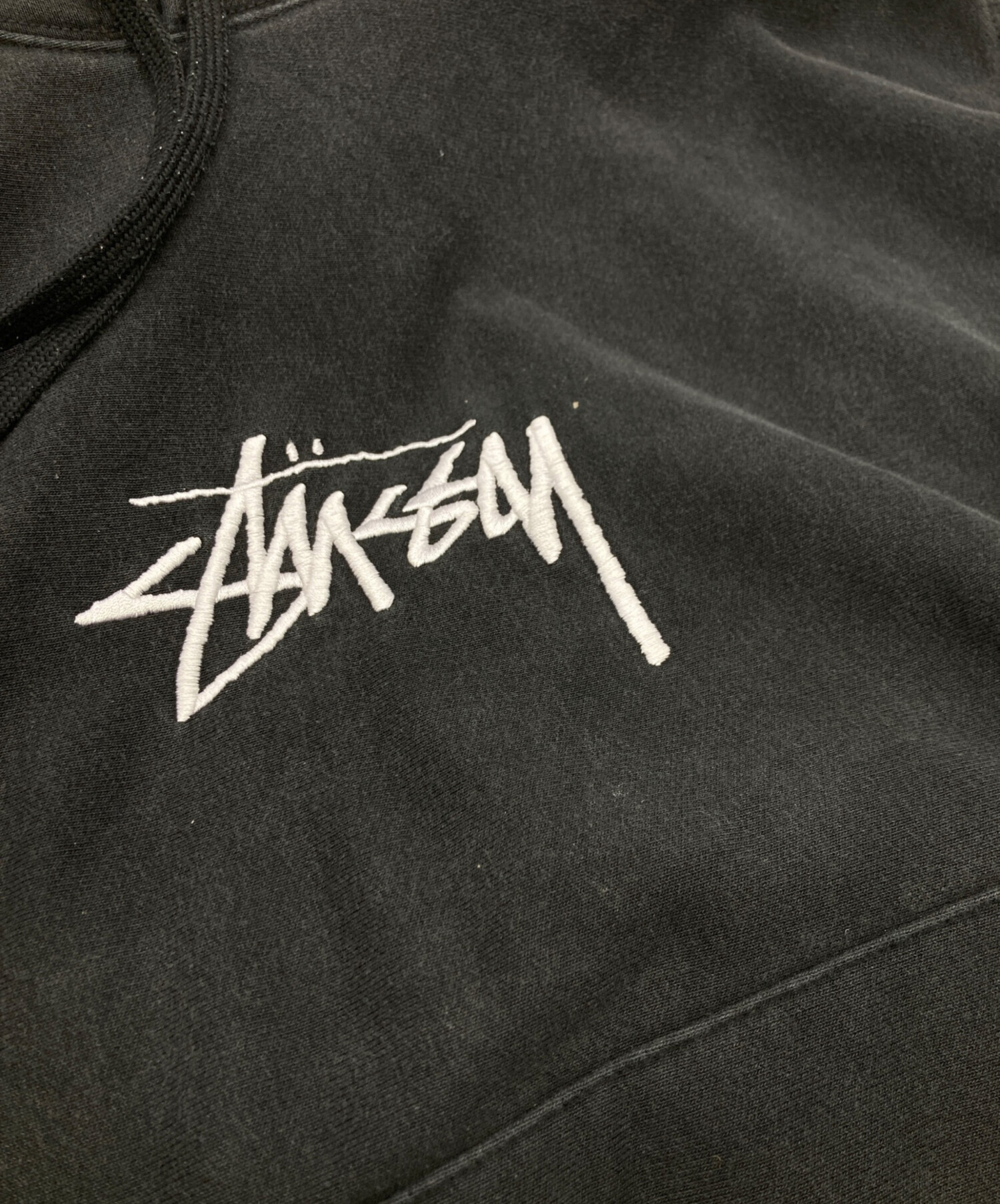 中古・古着通販】stussy (ステューシー) フロントロゴ刺繍パーカー 