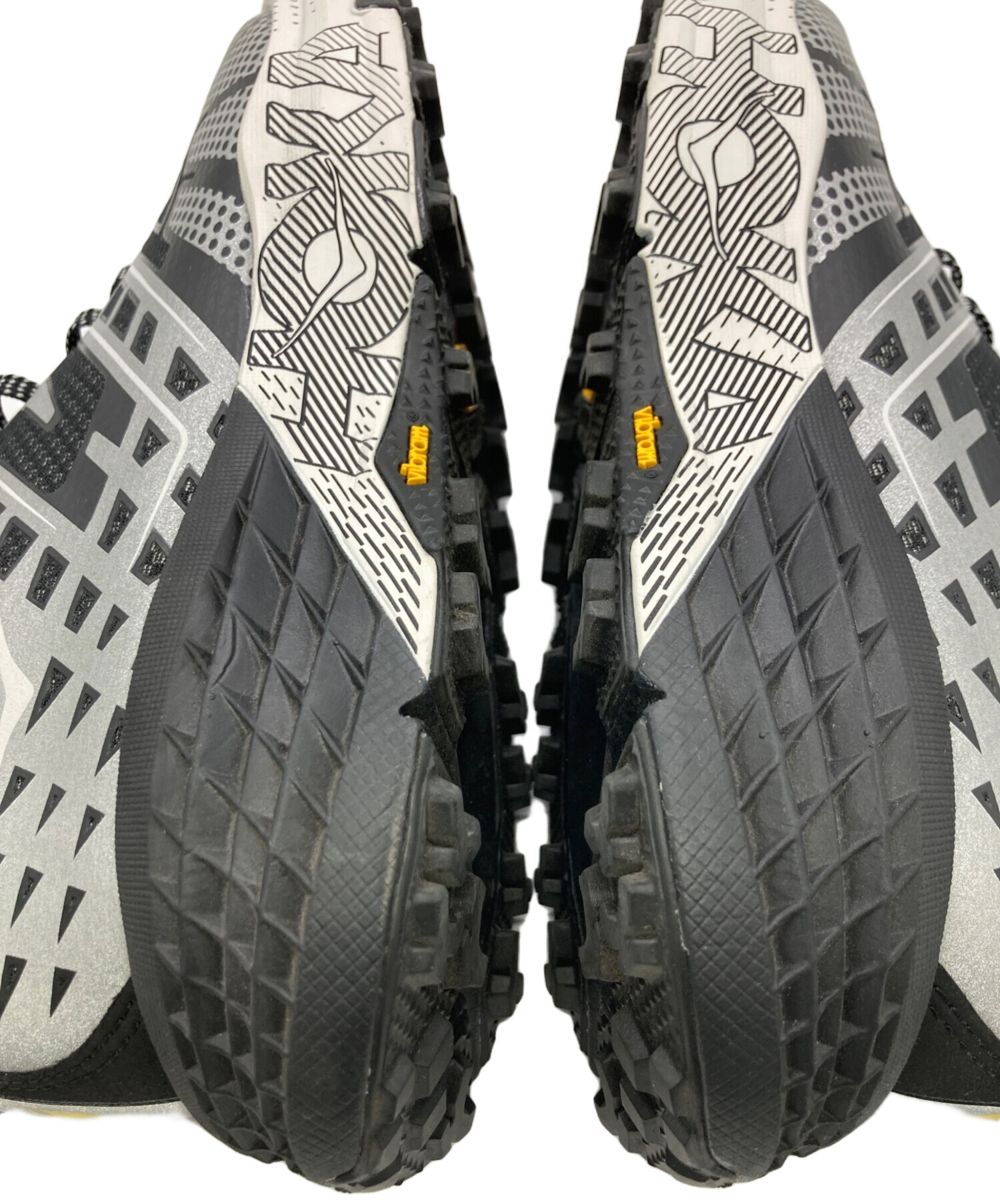 中古・古着通販】HOKA (ホカ) UNNA speedgoat 2 ブラック サイズ:US7.5 