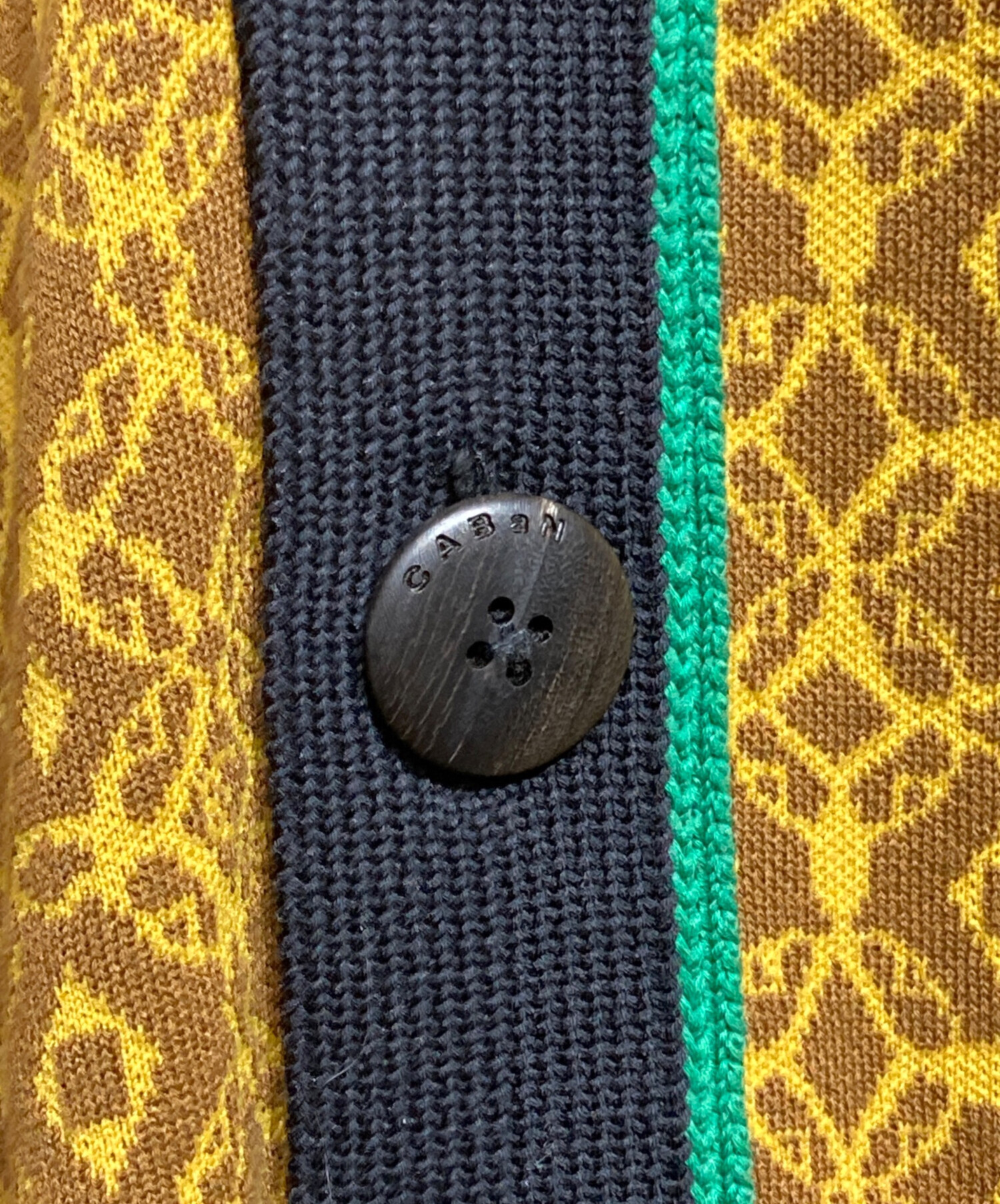 CABaN キャバン カーディガン M カーキ 【古着】【中古】【送料無料】 中古・古着通販】CABAN (キャバン) コットンカシミヤ バイカラーV
