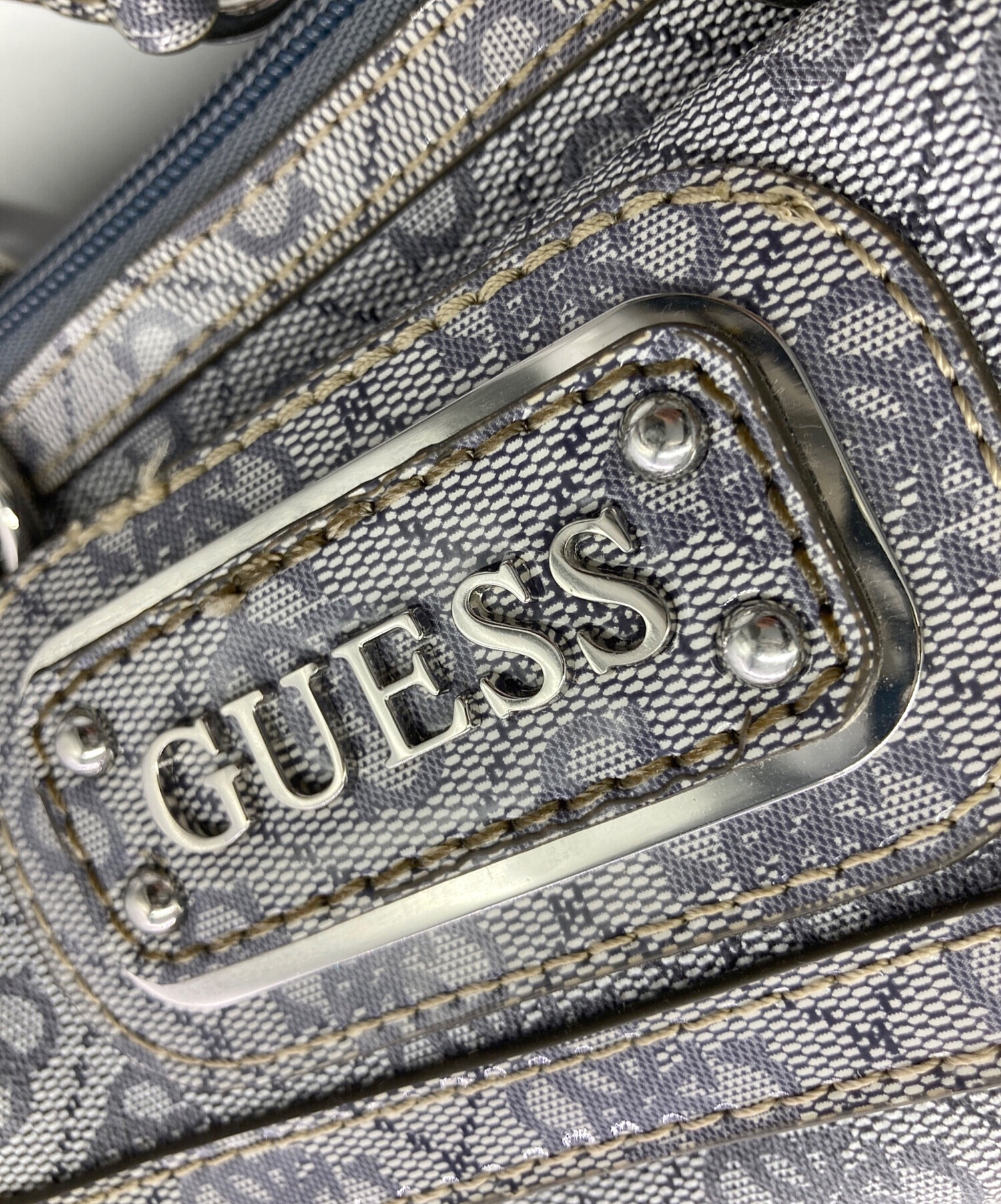 ✨GUESS　2WAYバック　FQ696305　未使用品✨うるま市田場✨ ✨GUESS 2WAYバック FQ696305 未使用品✨うるま市田場✨