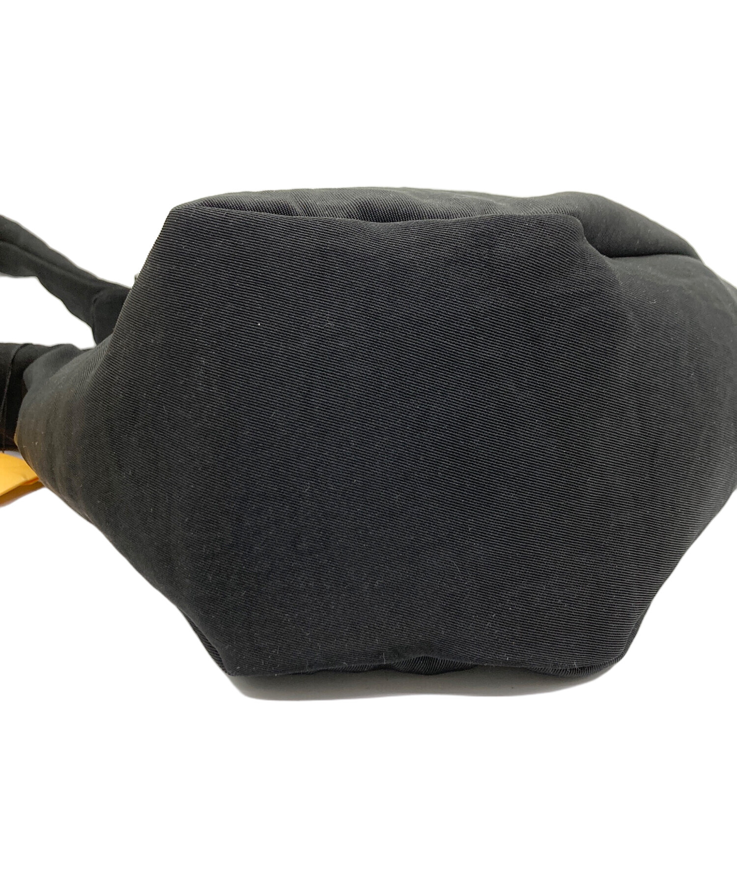 中古・古着通販】ITTI (イッチ) Annie Puffer Mini Moon Bag ブラック 