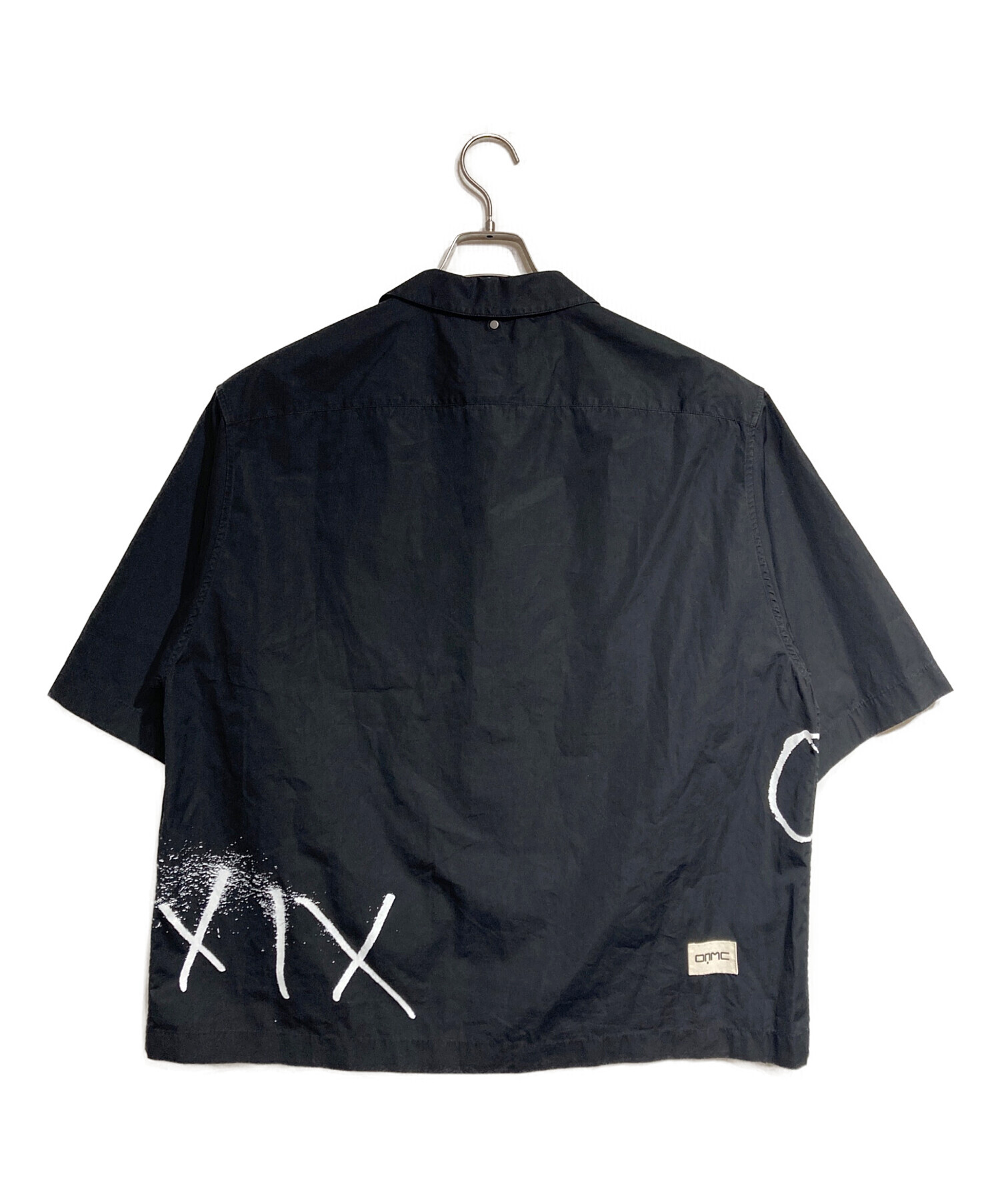 中古・古着通販】OAMC (オーエーエムシー) スプレーロゴシャツ / Spray