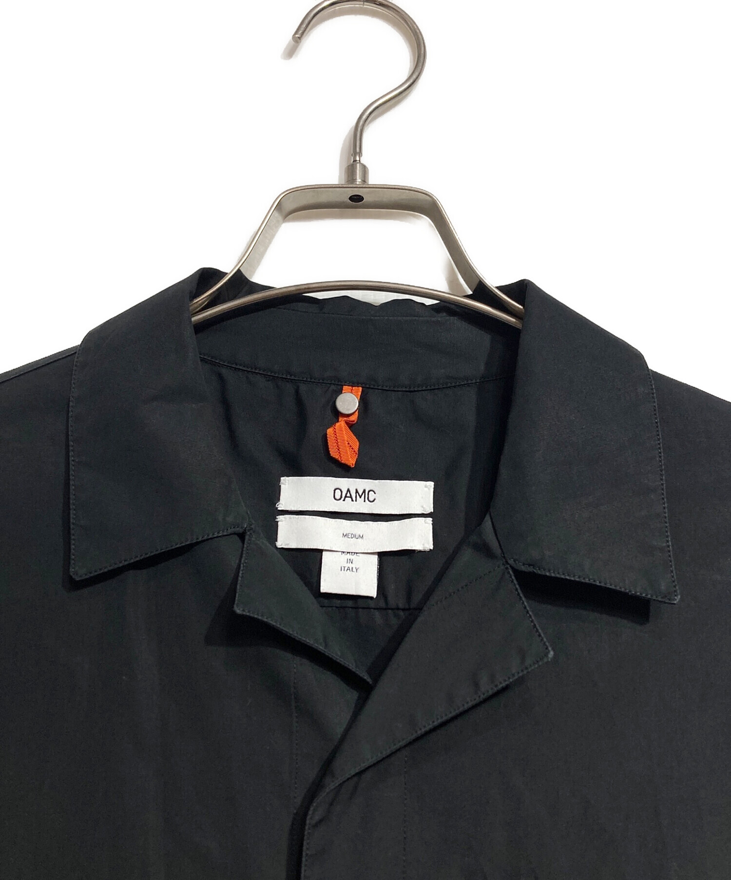中古・古着通販】OAMC (オーエーエムシー) スプレーロゴシャツ / Spray